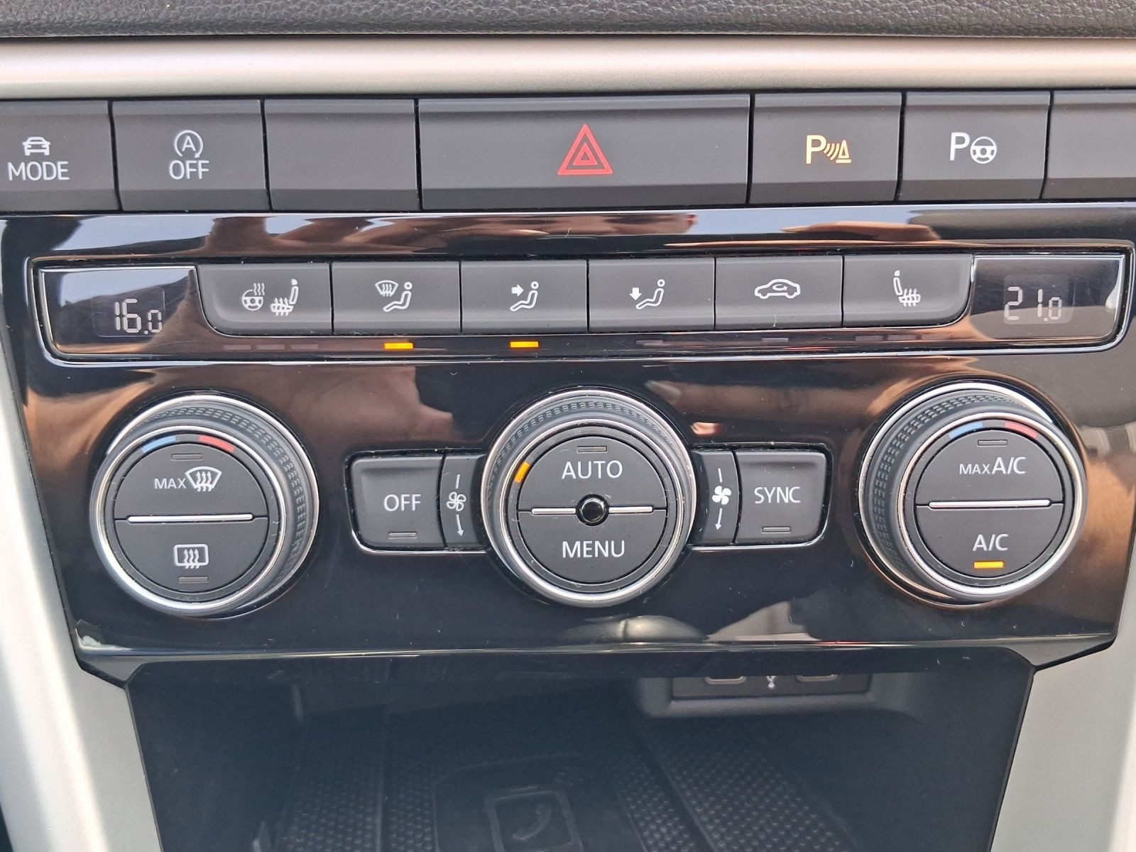 Volkswagen T-Roc Cabriolet – Bild 16