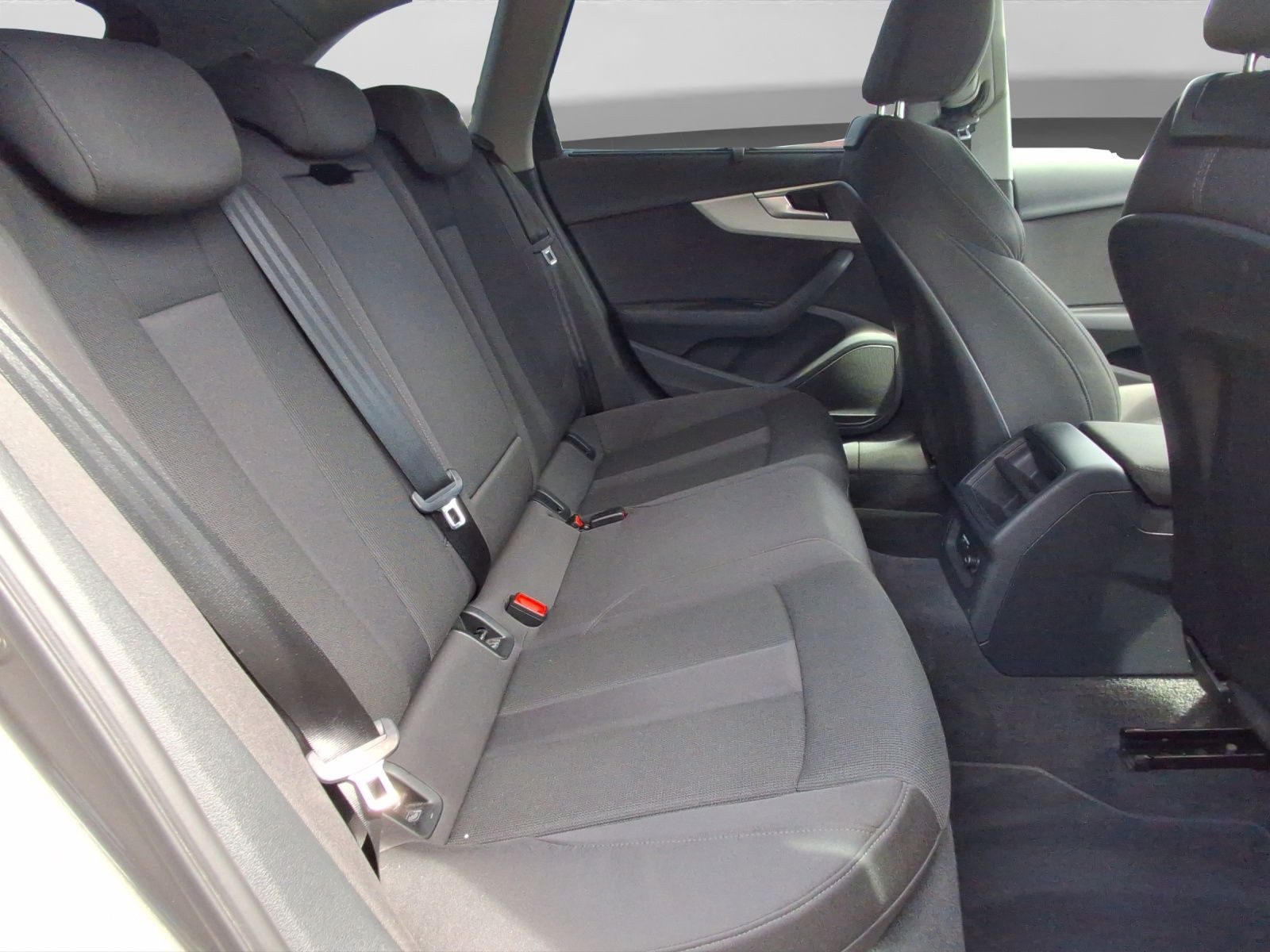 Audi A4 Avant – Bild 6