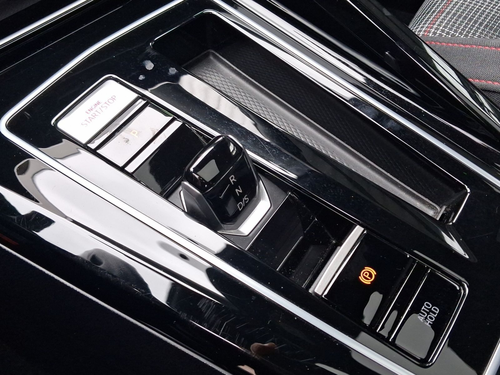 Volkswagen Golf GTI – Bild 11