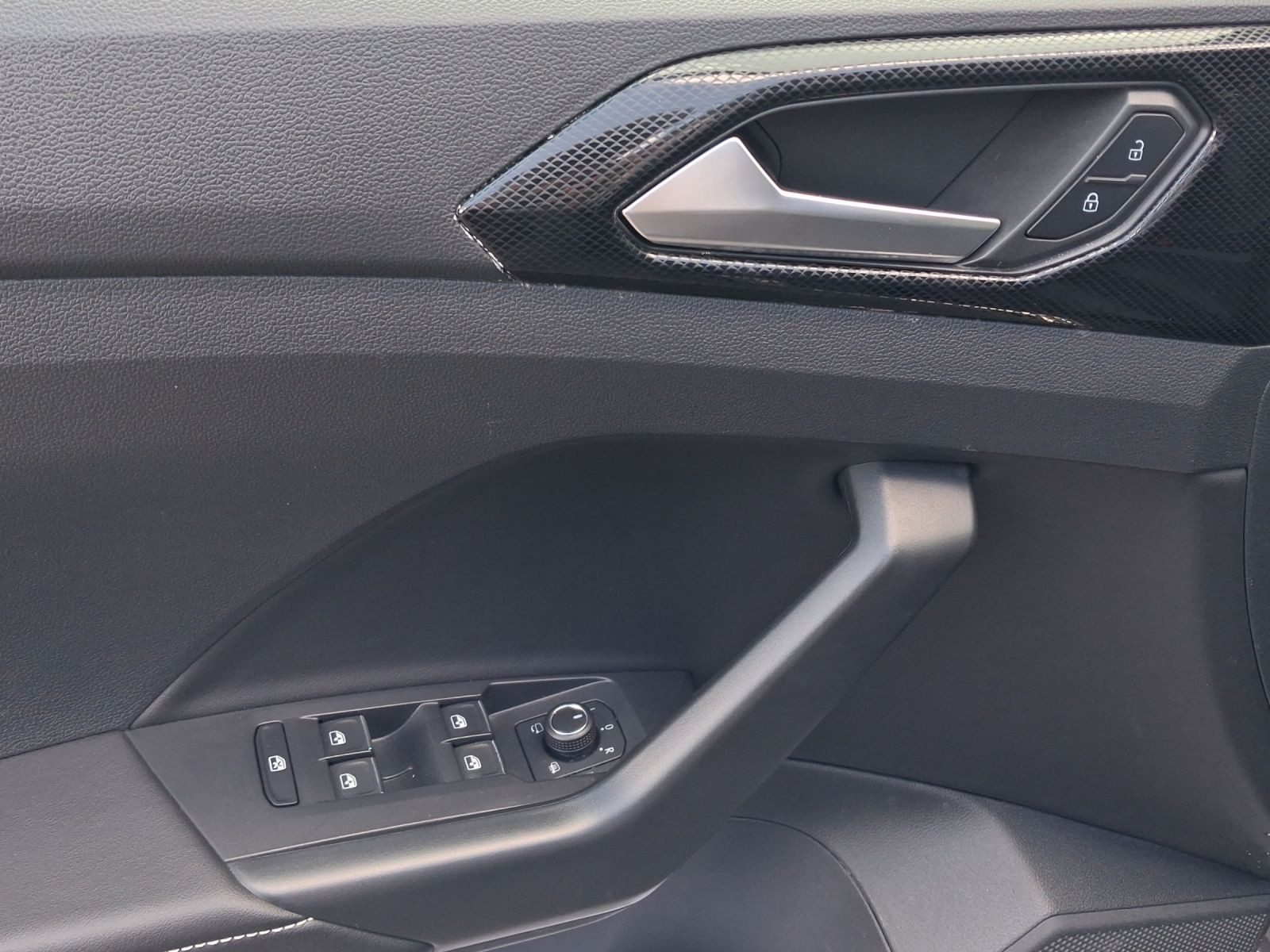 Volkswagen T-Cross – Foto 8