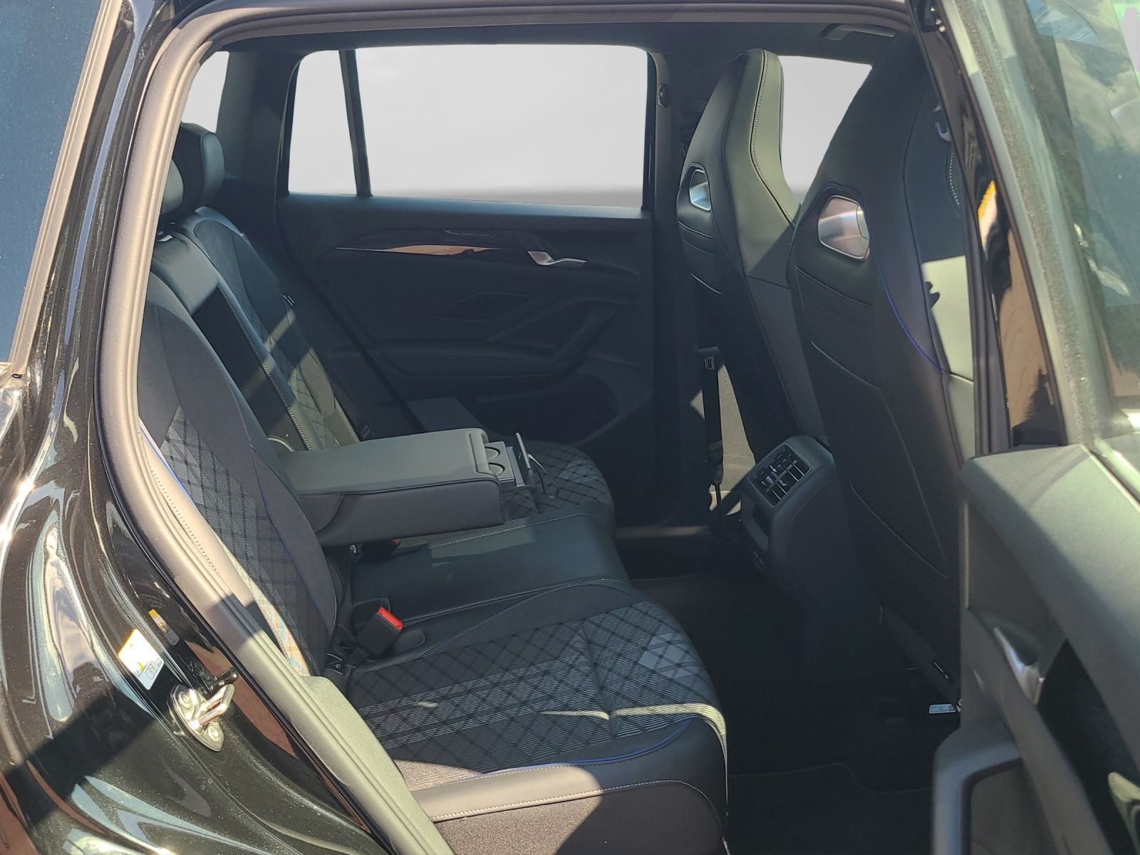Volkswagen Tiguan – Bild 6