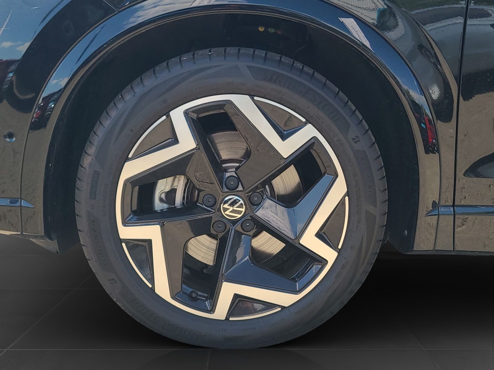 Volkswagen Tiguan – Bild 7
