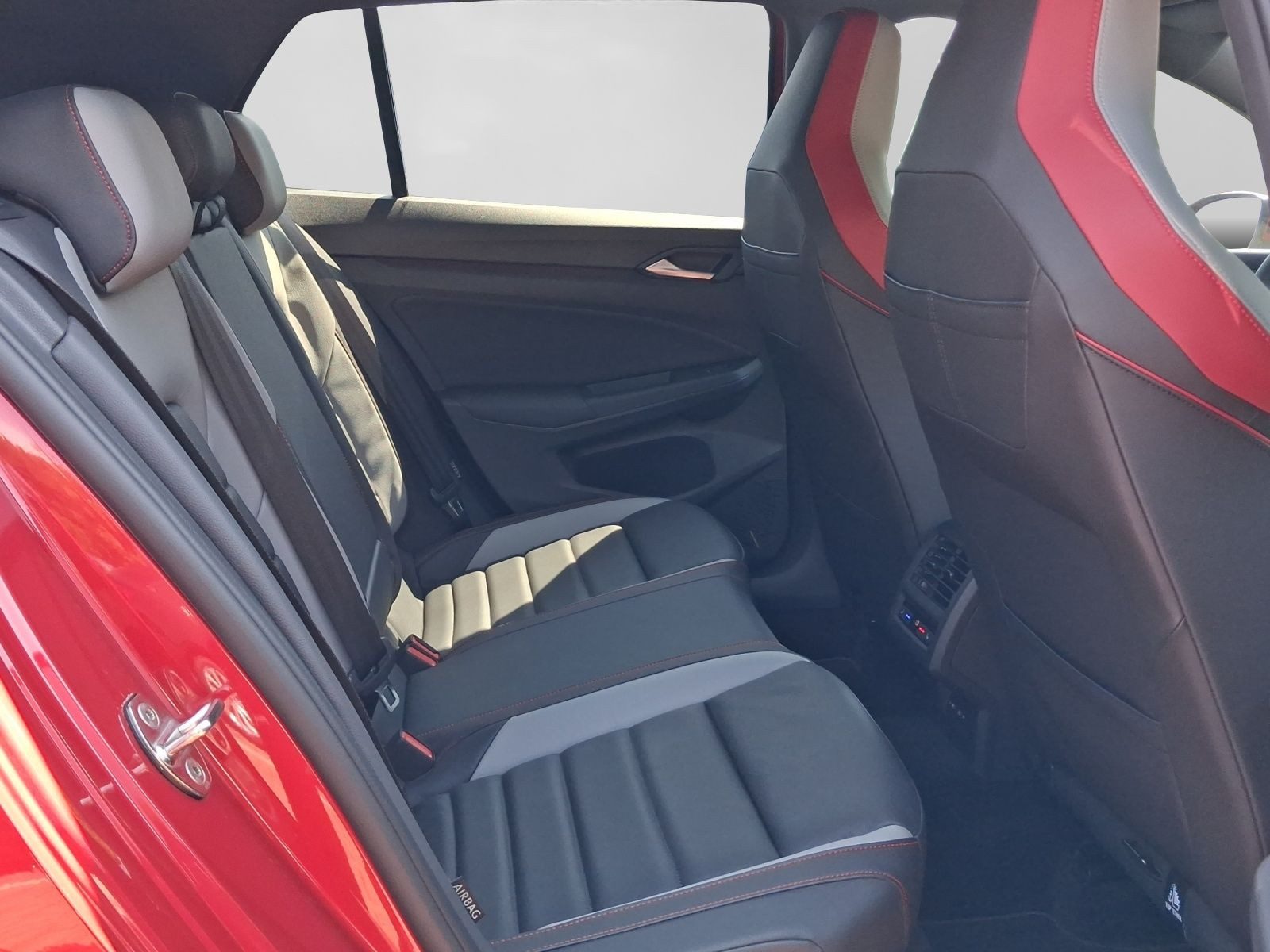 Volkswagen Golf GTI – Bild 6