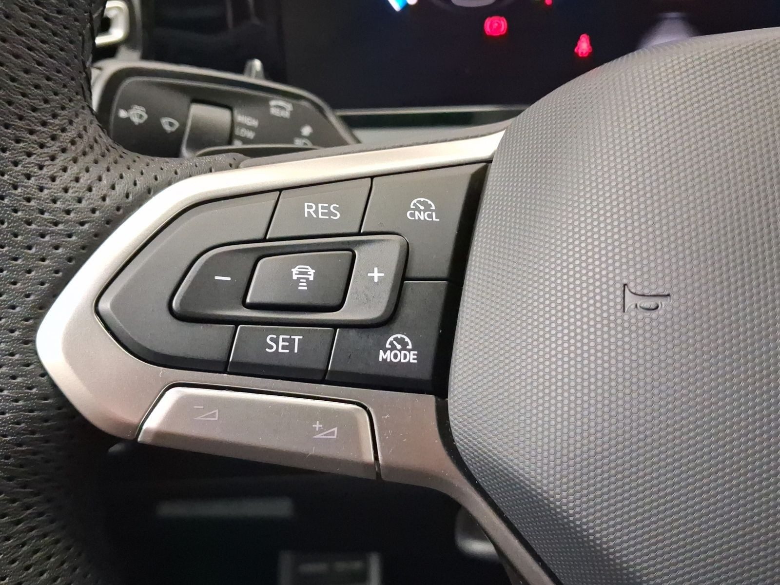 Volkswagen Tiguan – Bild 18