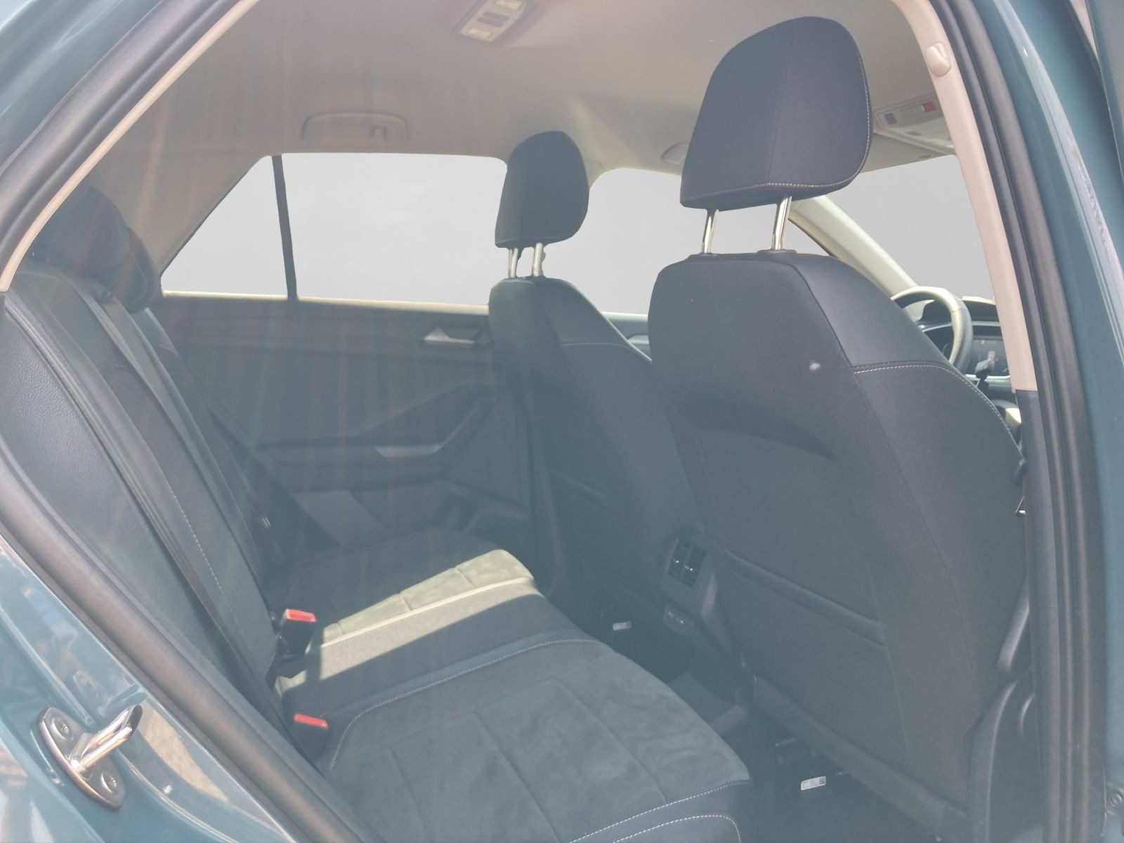 Volkswagen T-Roc – Foto 6