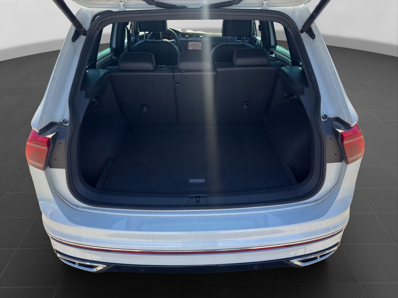 Volkswagen Tiguan – Foto 17