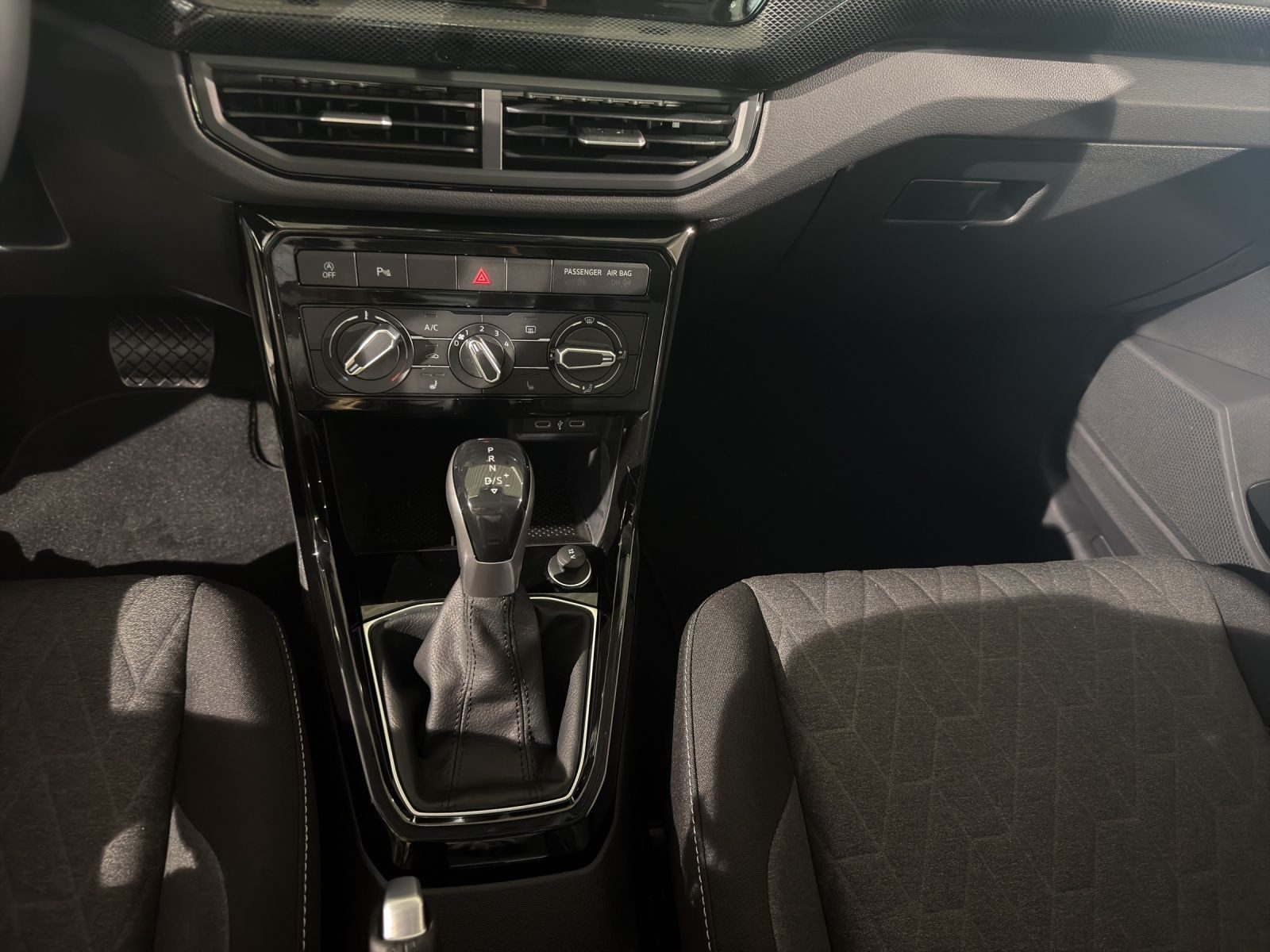 Volkswagen T-Cross – Foto 11