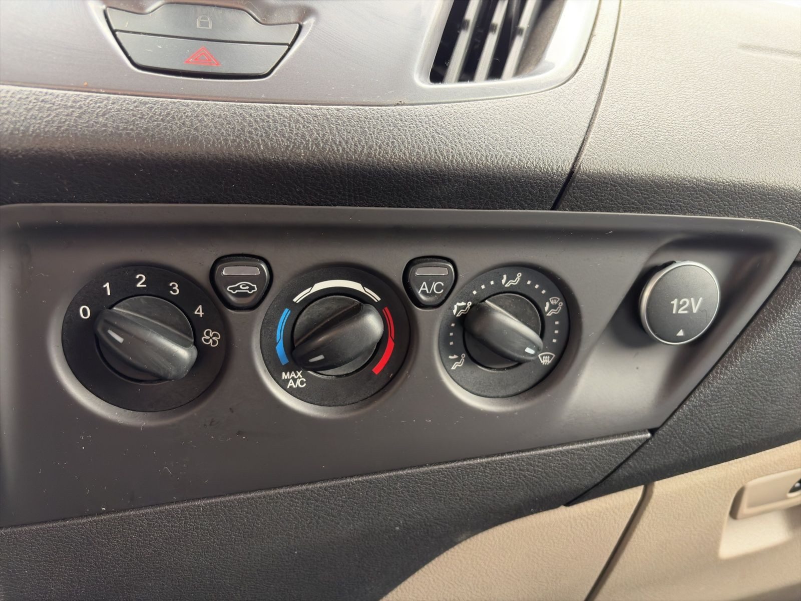 Ford Tourneo Custom – Foto 13