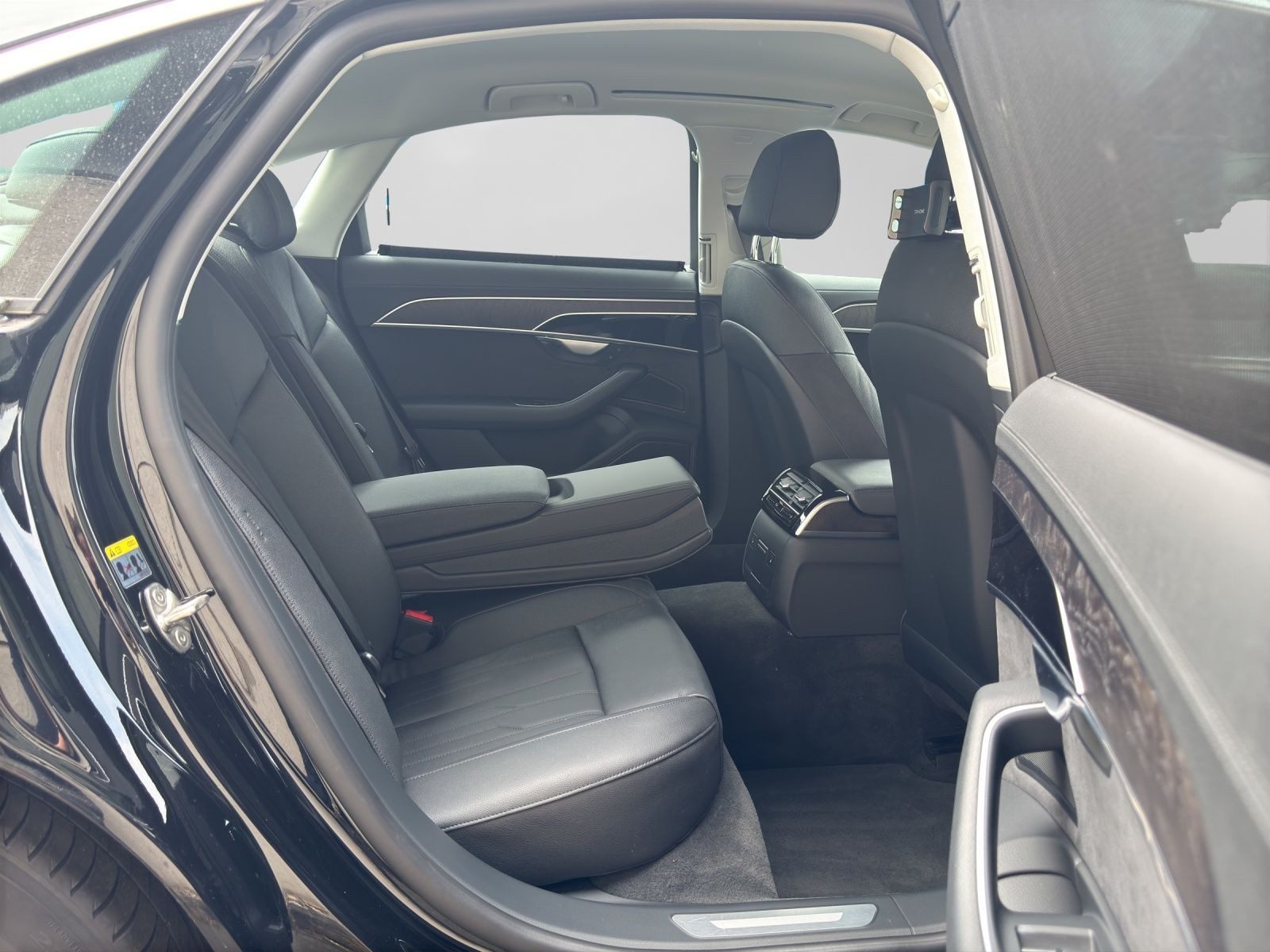 Audi A8 – Bild 6