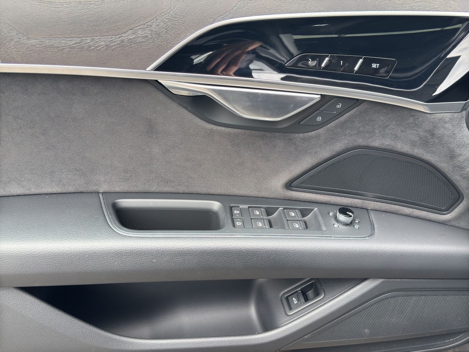 Audi A8 – Bild 8