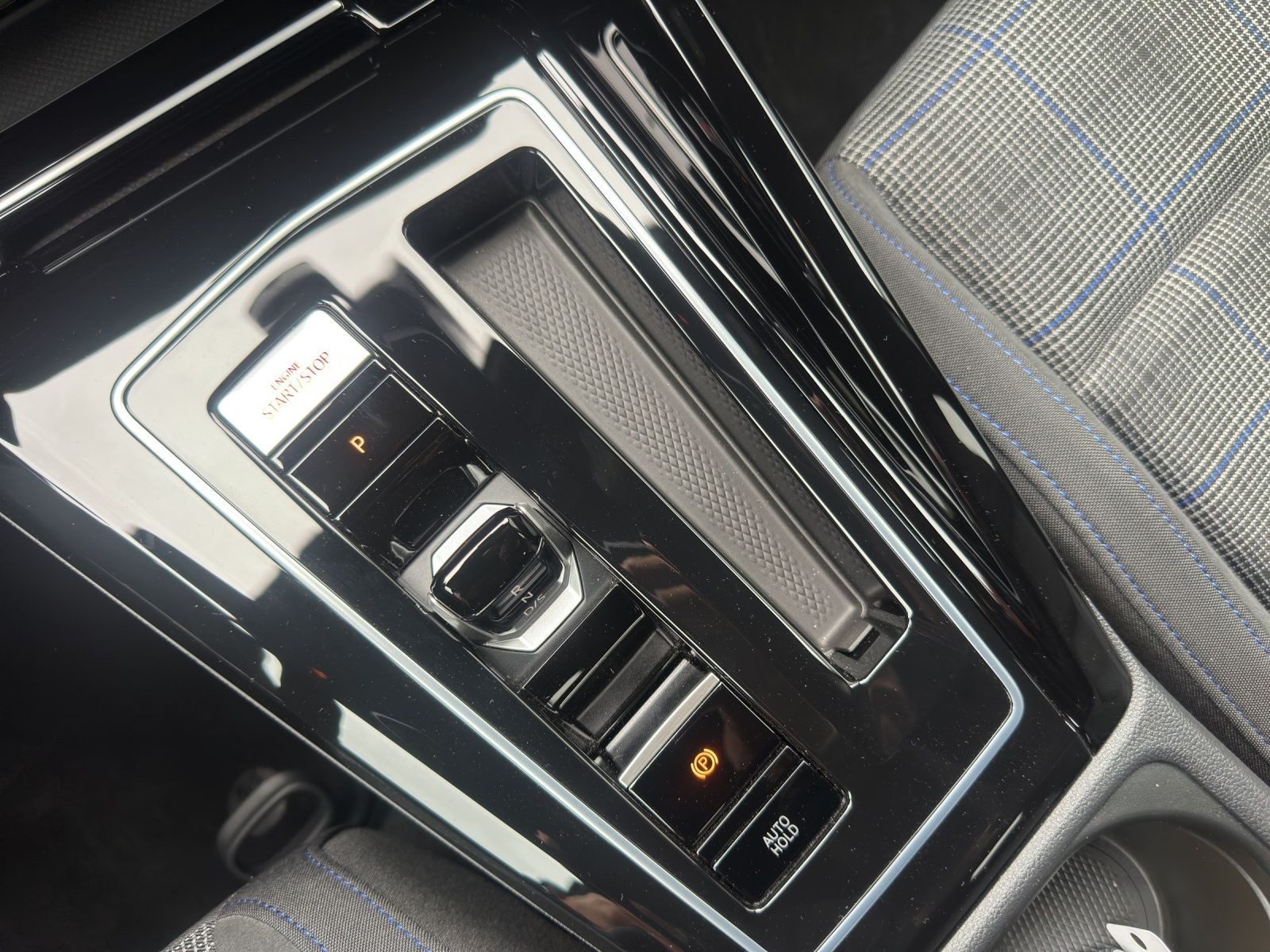 Volkswagen Golf – Foto 11