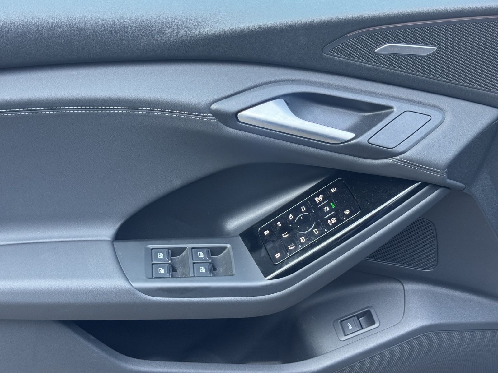 Audi Q6 Sportback e-tron – Foto 8