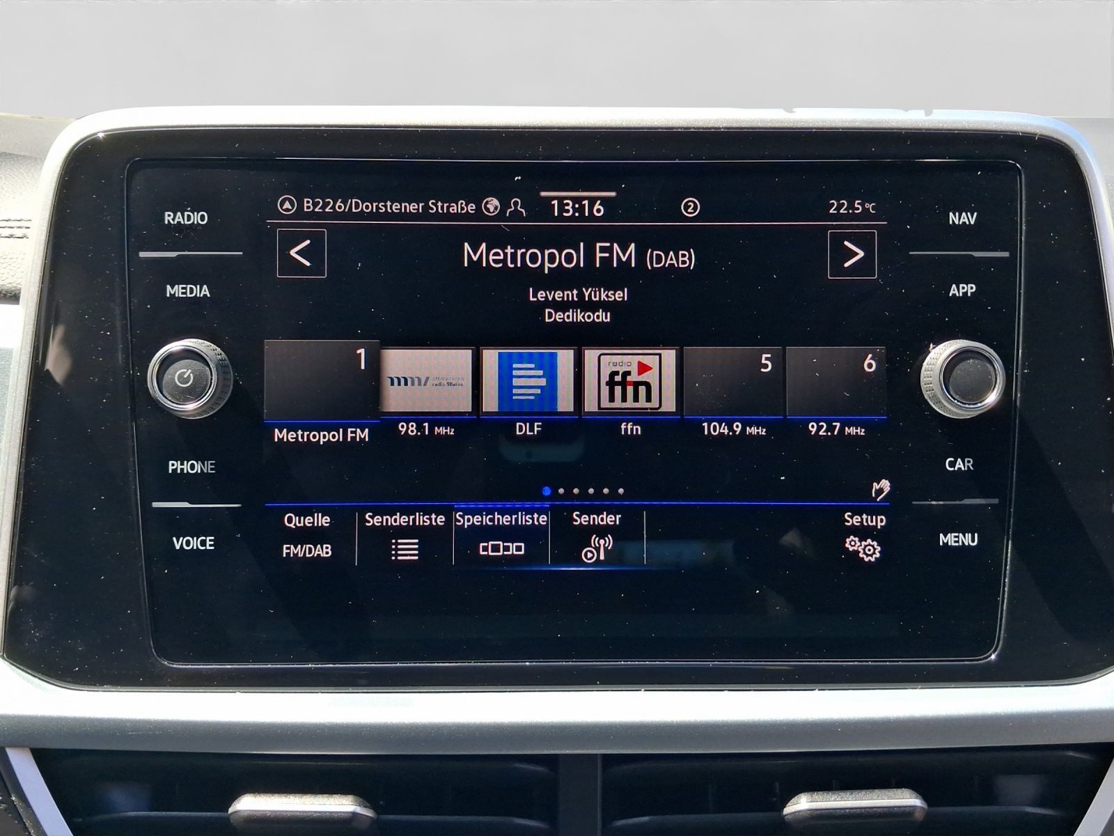 Volkswagen T-Roc – Foto 14