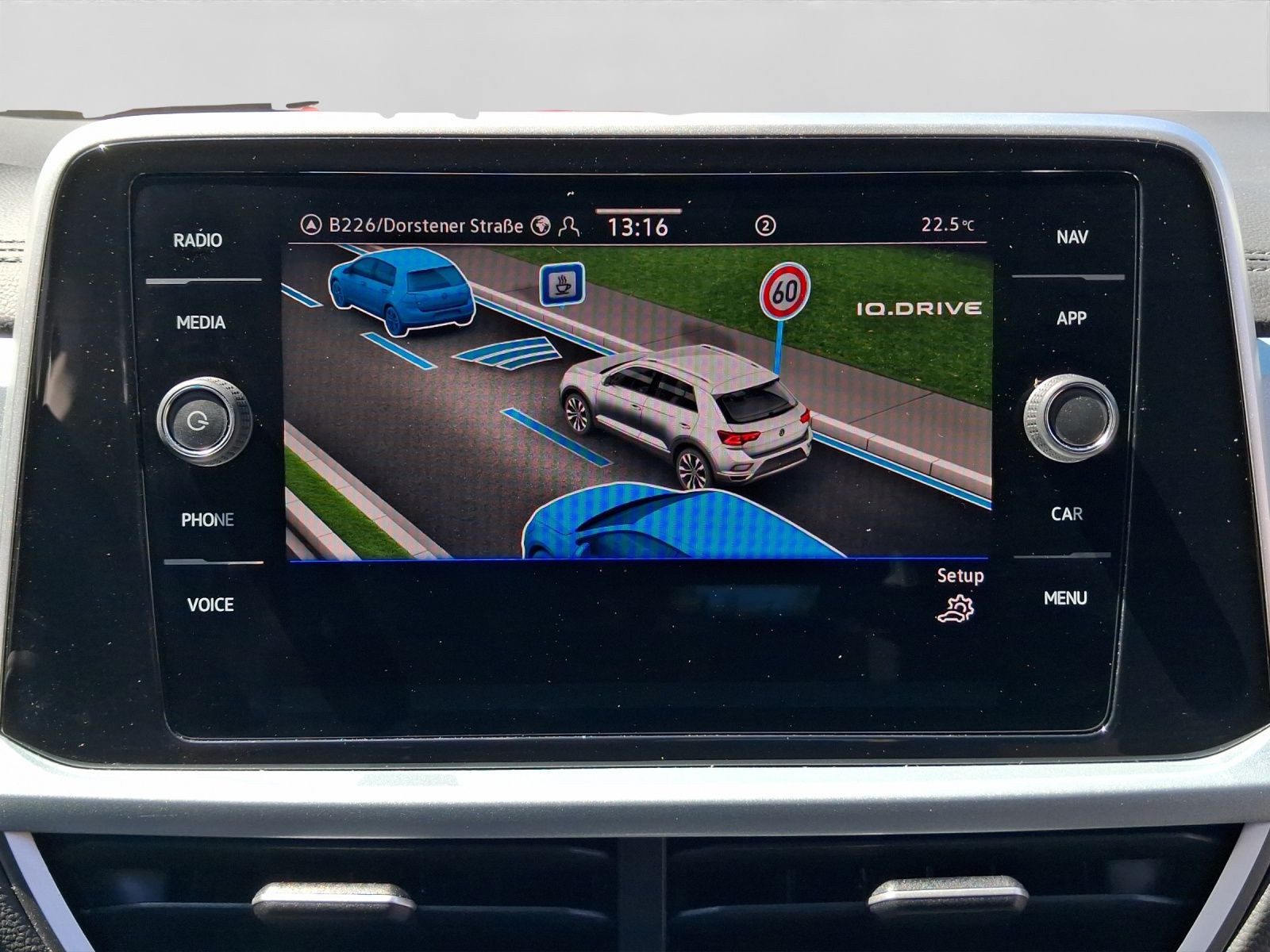 Volkswagen T-Roc – Foto 15