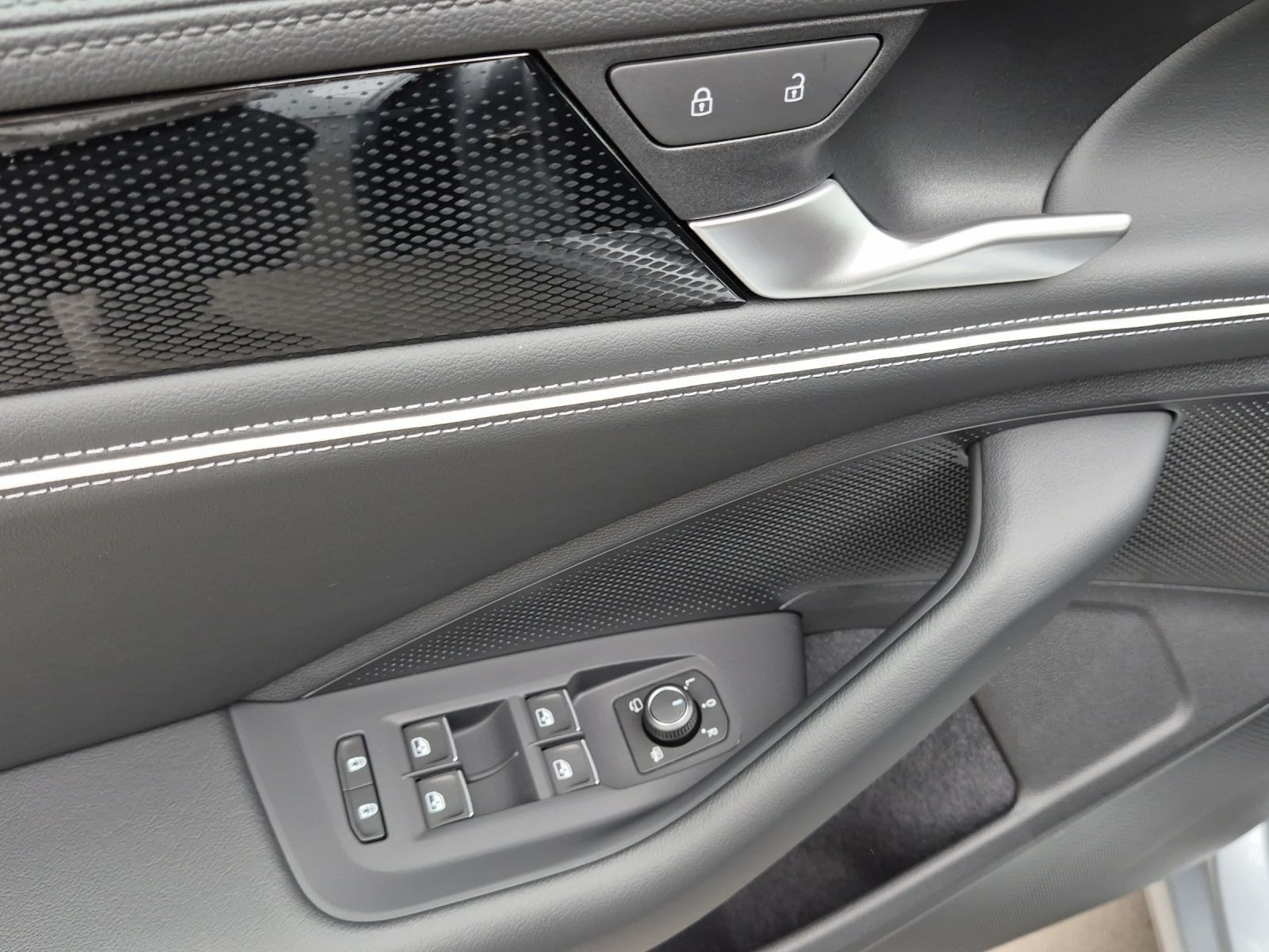 Volkswagen Passat Variant – Bild 8