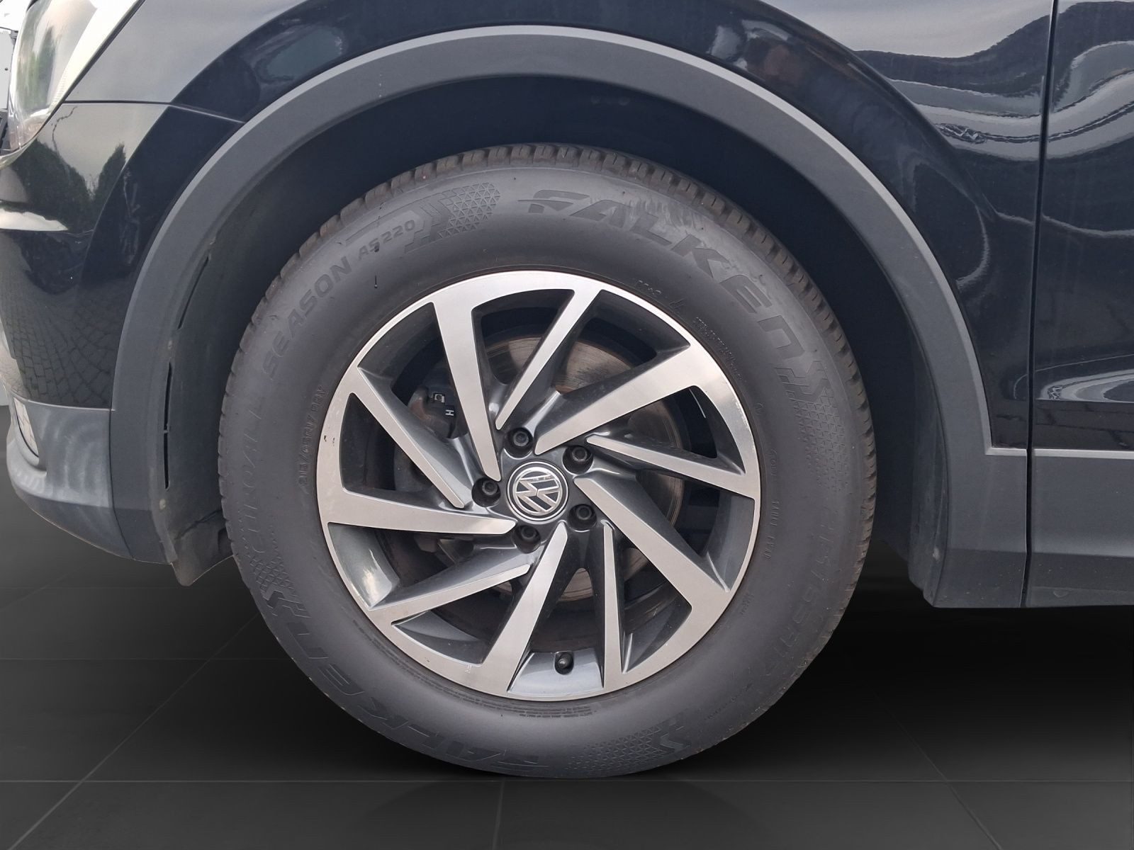 Volkswagen Tiguan – Bild 7