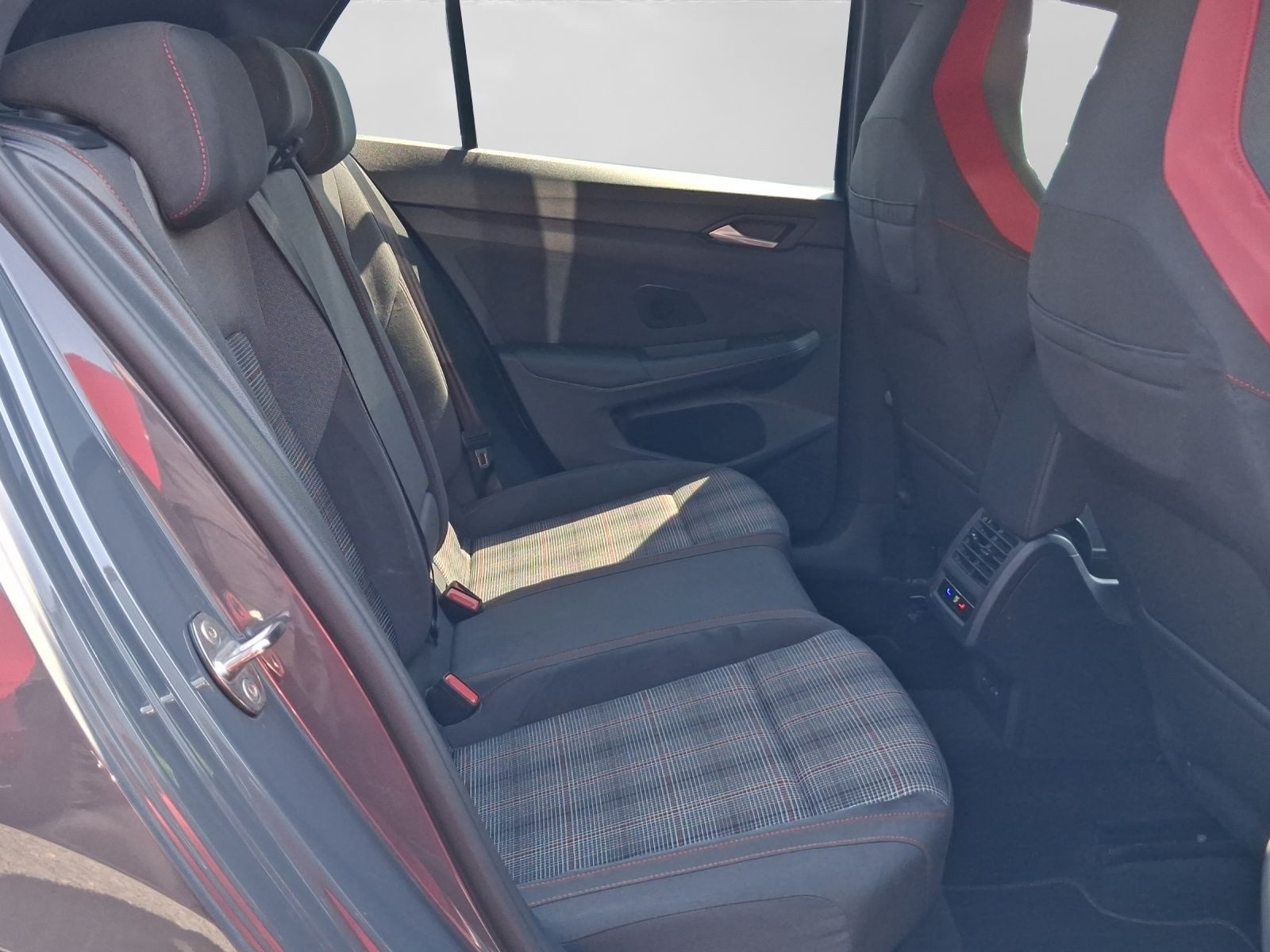 Volkswagen Golf GTI – Bild 6