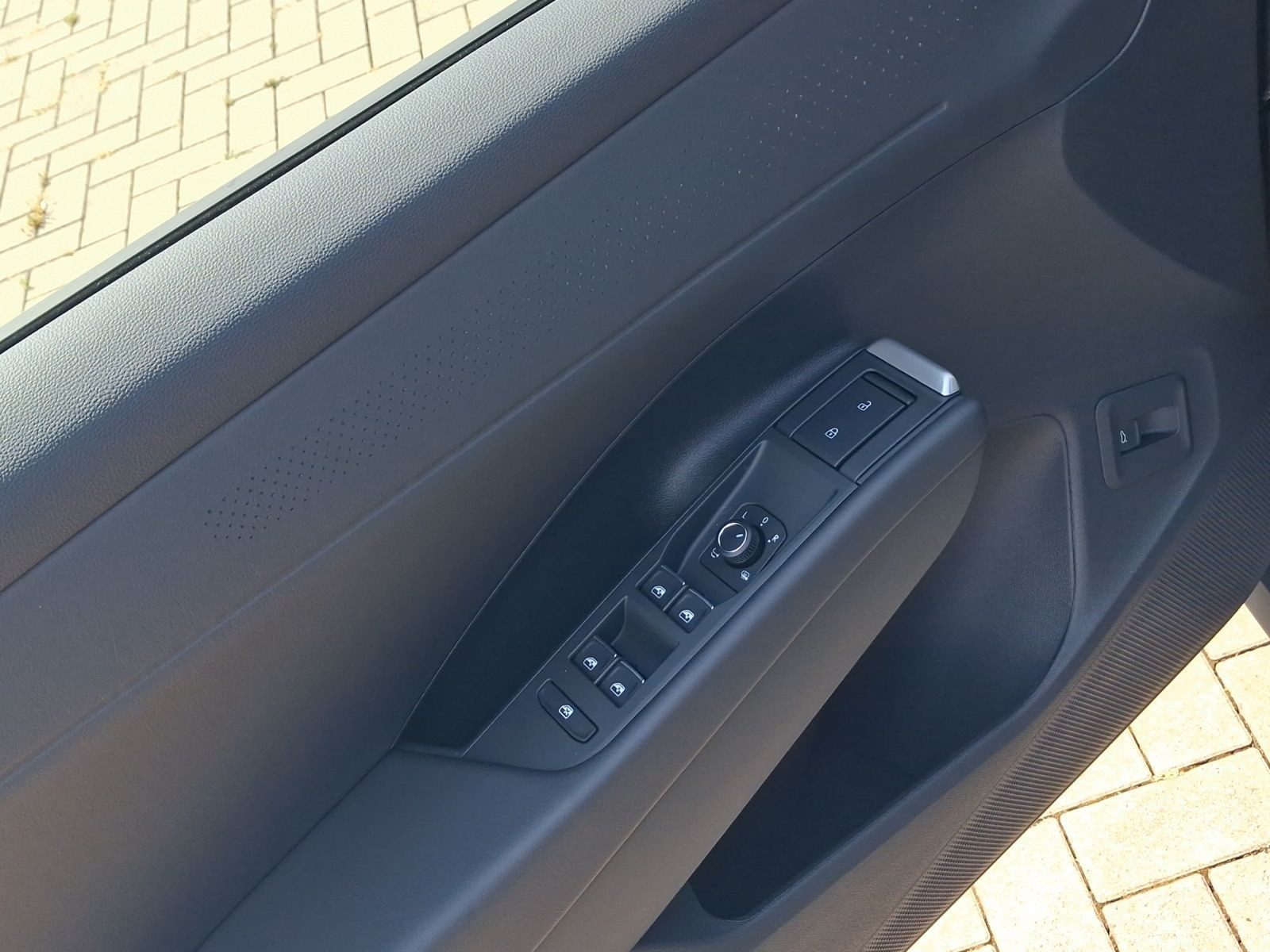 Volkswagen T-Roc – Bild 8