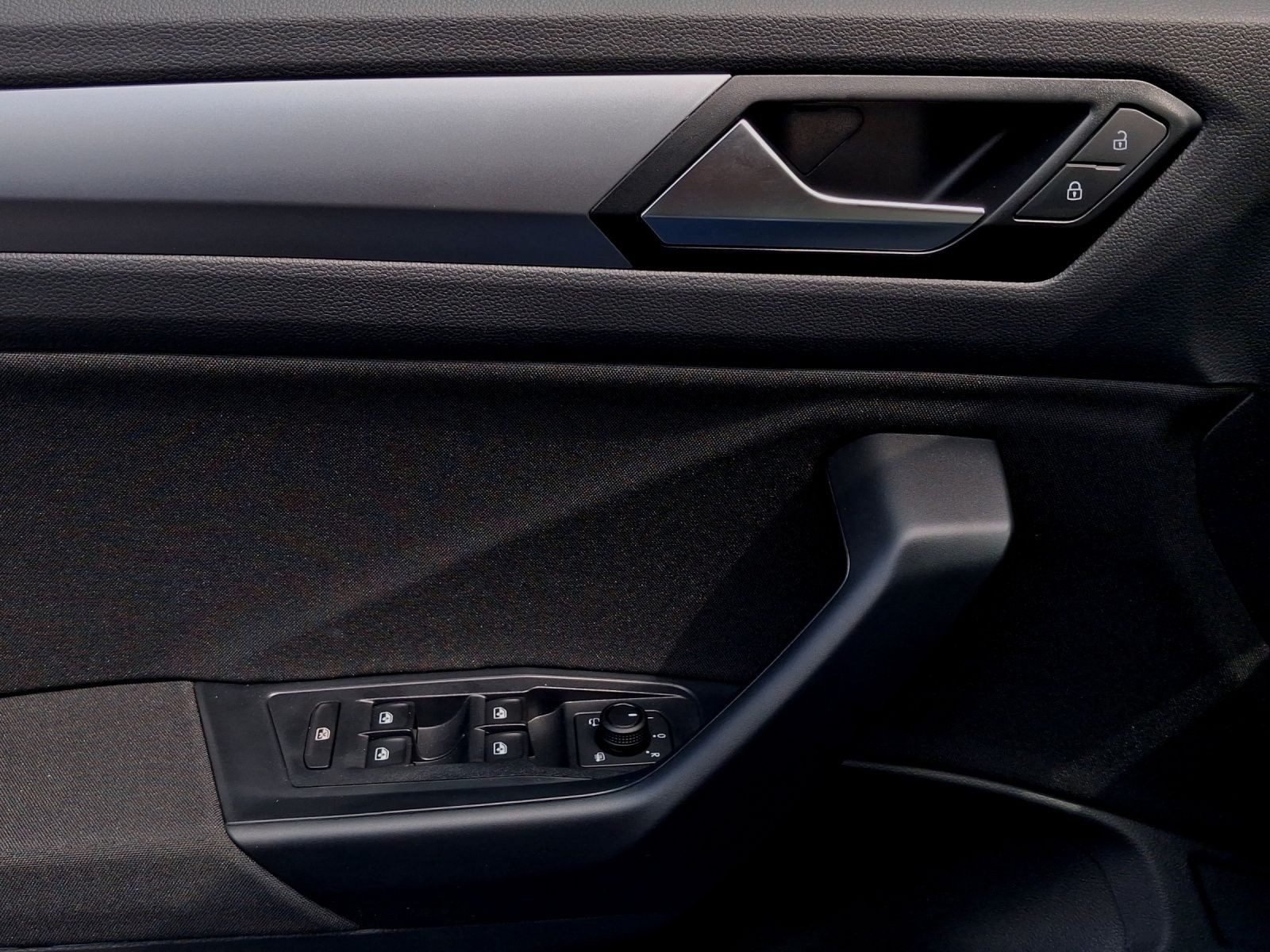 Volkswagen T-Roc – Bild 8