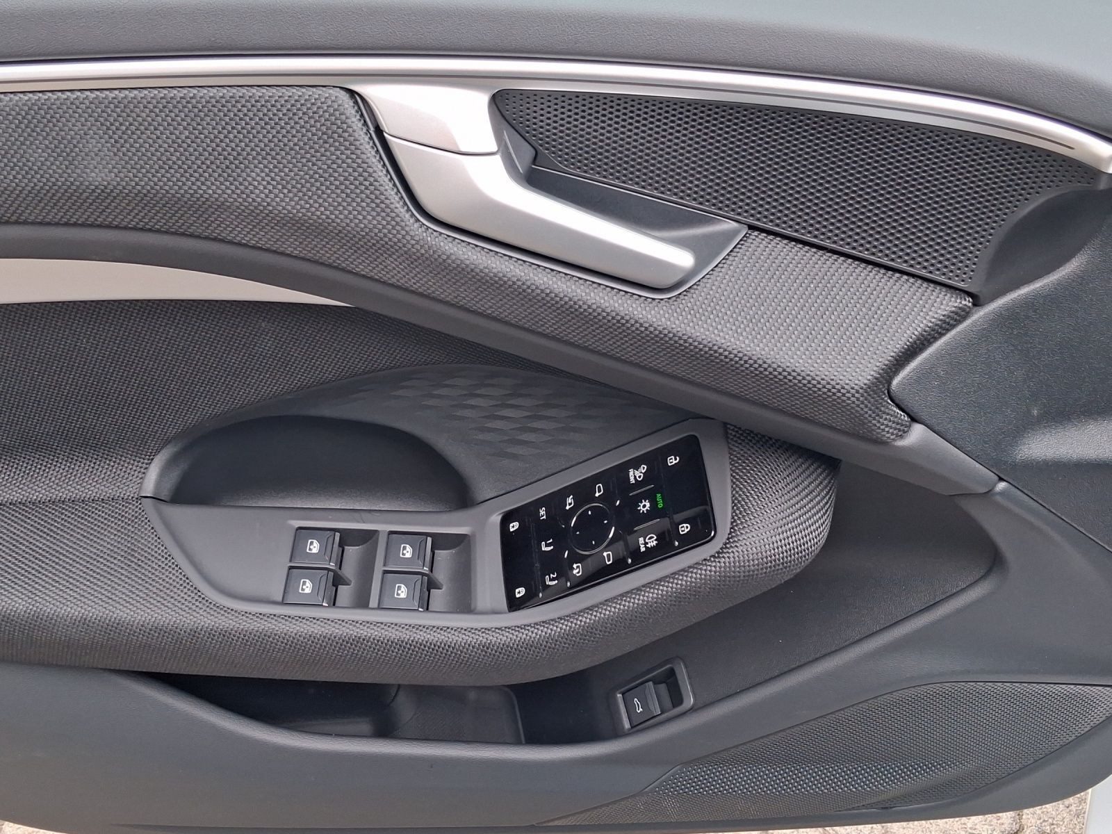 Audi A6 Avant – Bild 8
