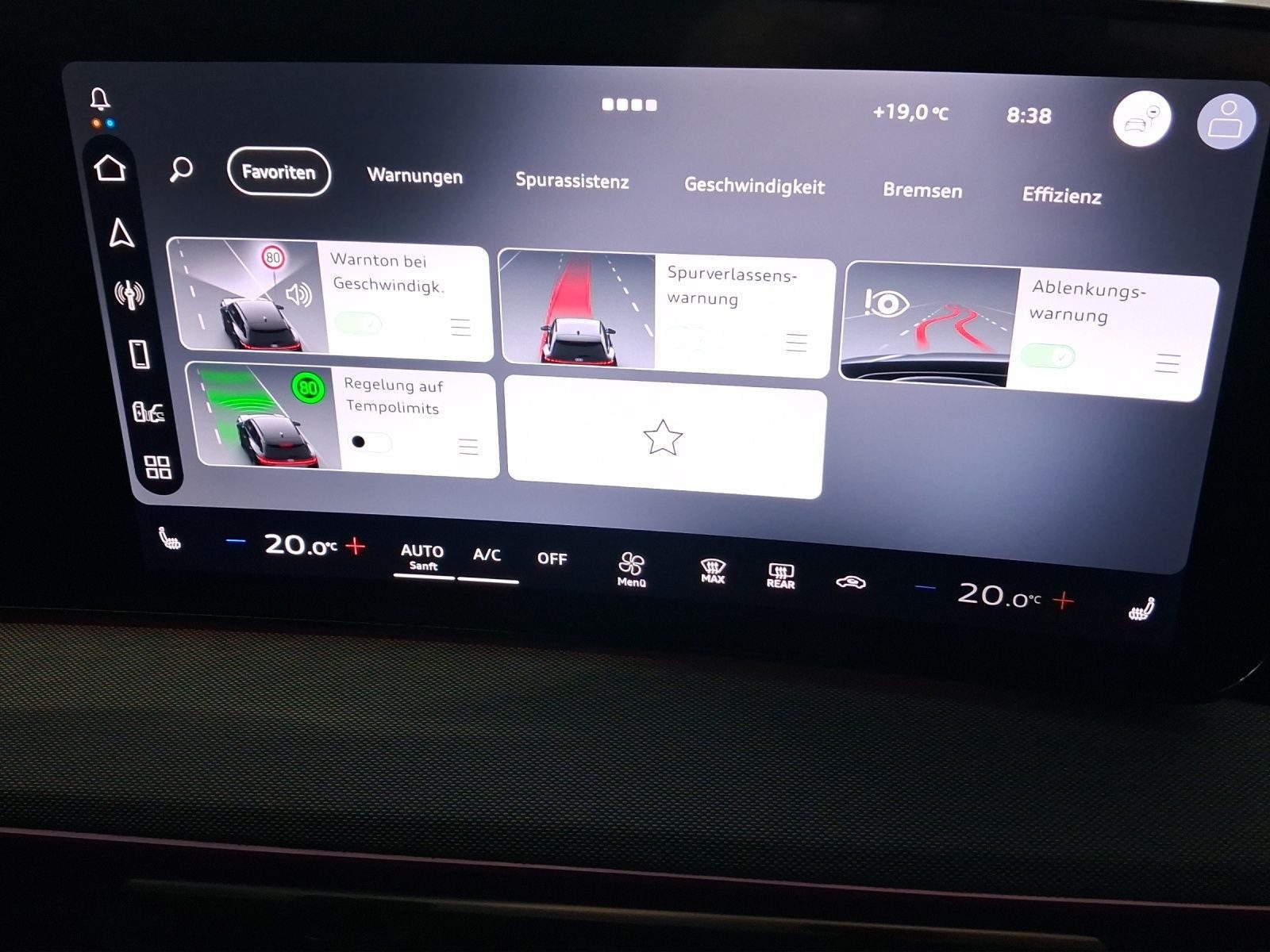 Audi Q4 e-tron – Foto 15