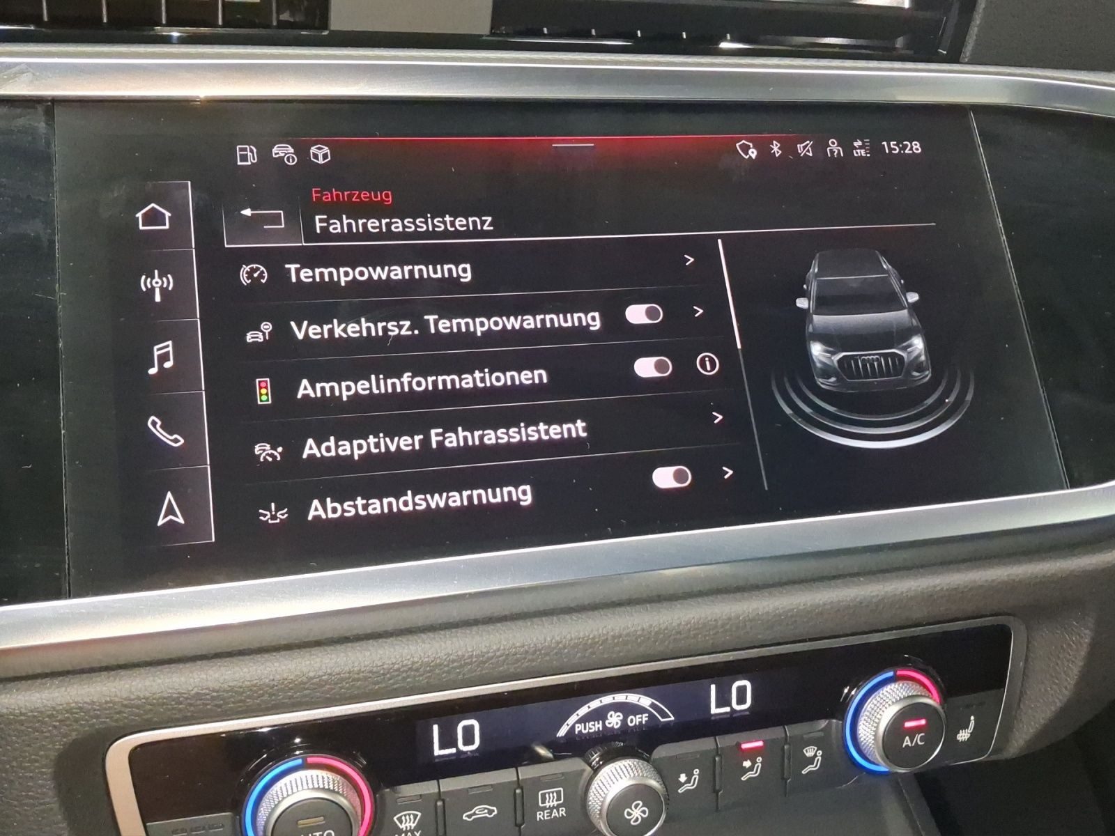 Audi Q3 – Foto 12