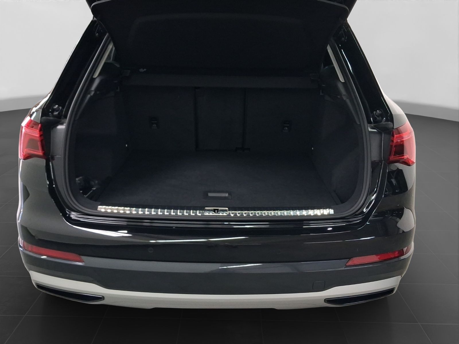 Audi Q3 – Foto 16