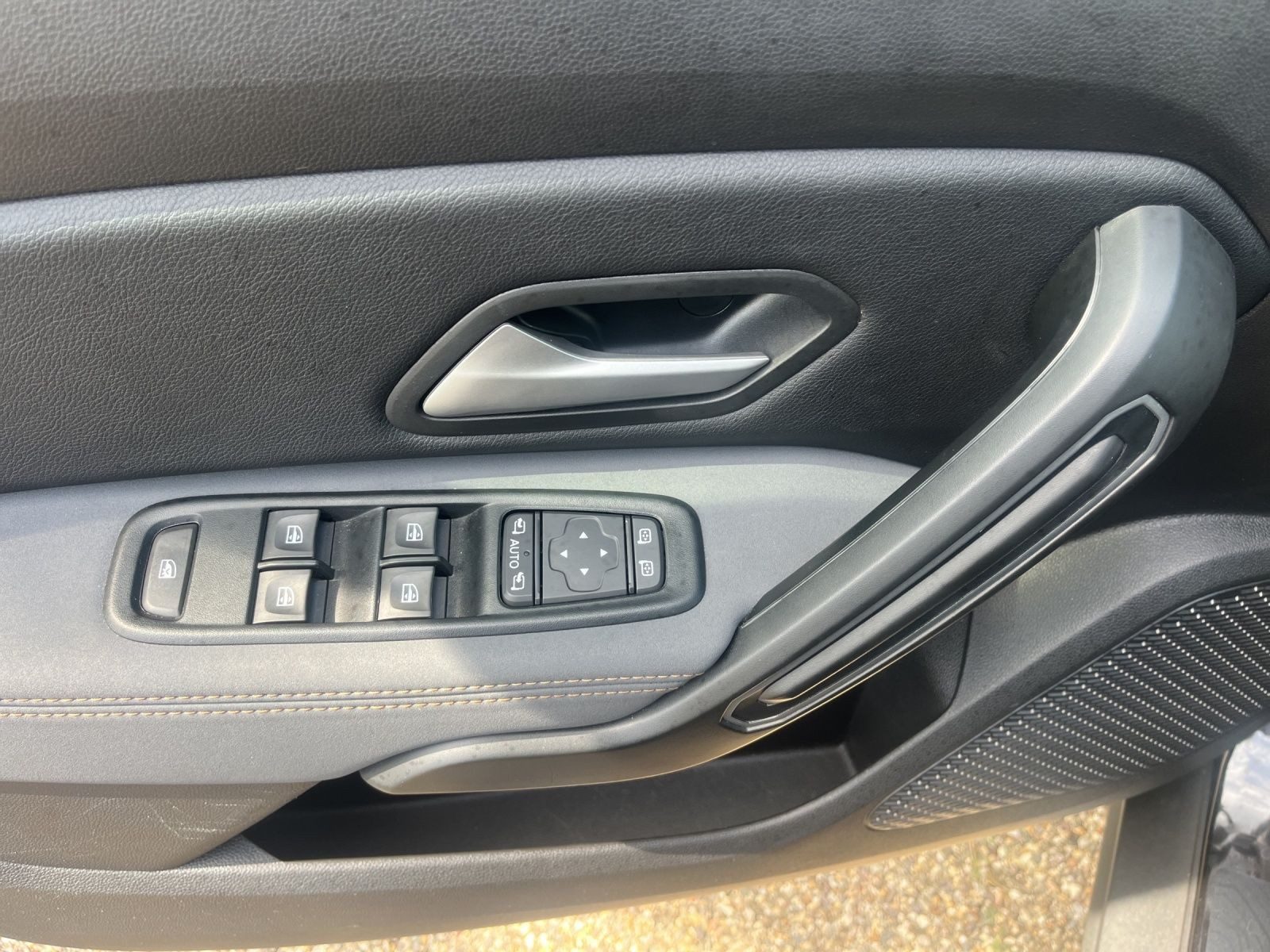 Dacia Duster – Bild 8