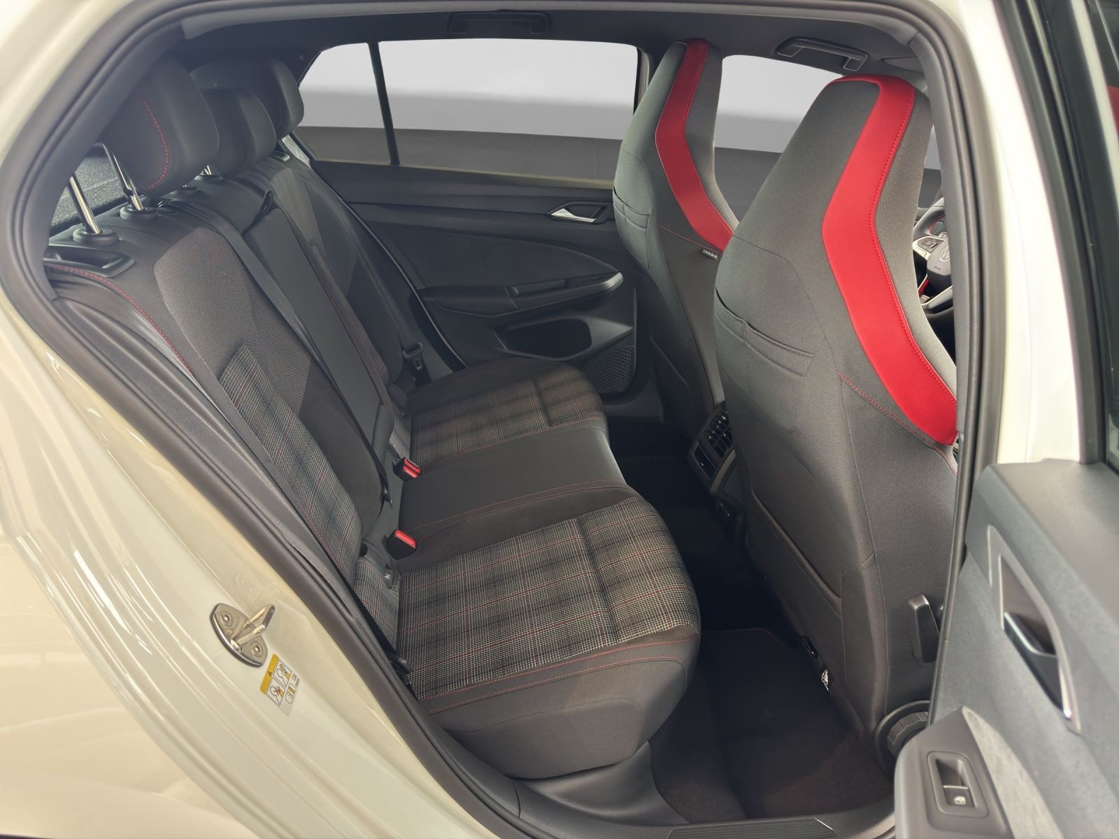 Volkswagen Golf GTI – Bild 6