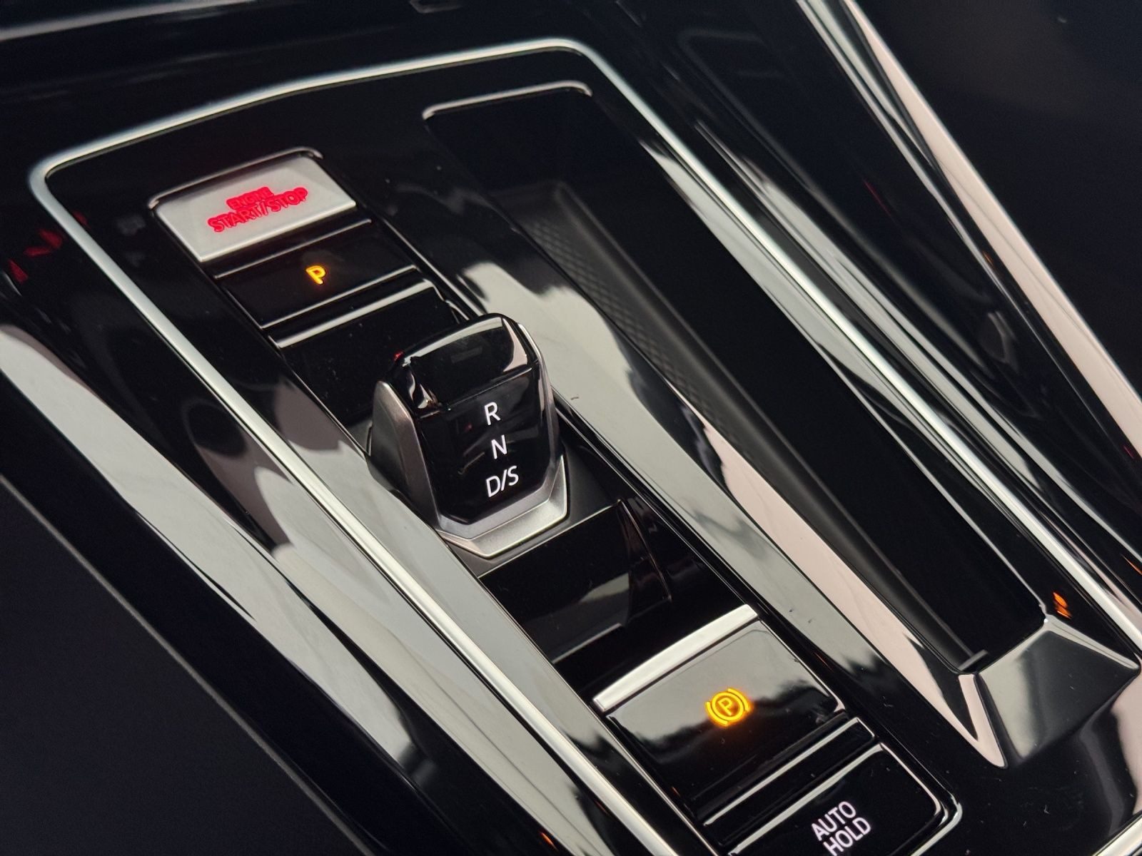 Volkswagen Golf GTI – Bild 11