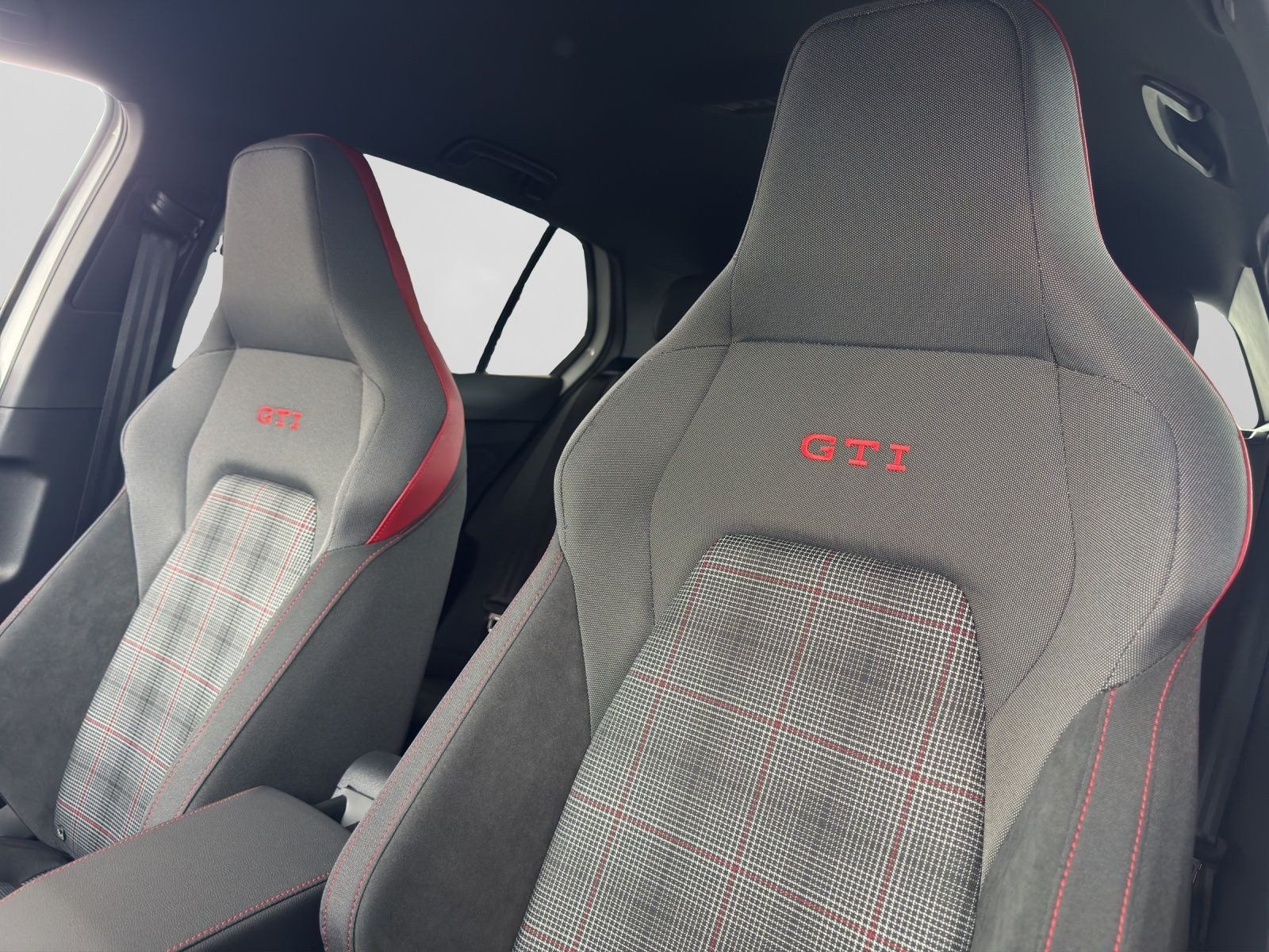 Volkswagen Golf GTI – Bild 18