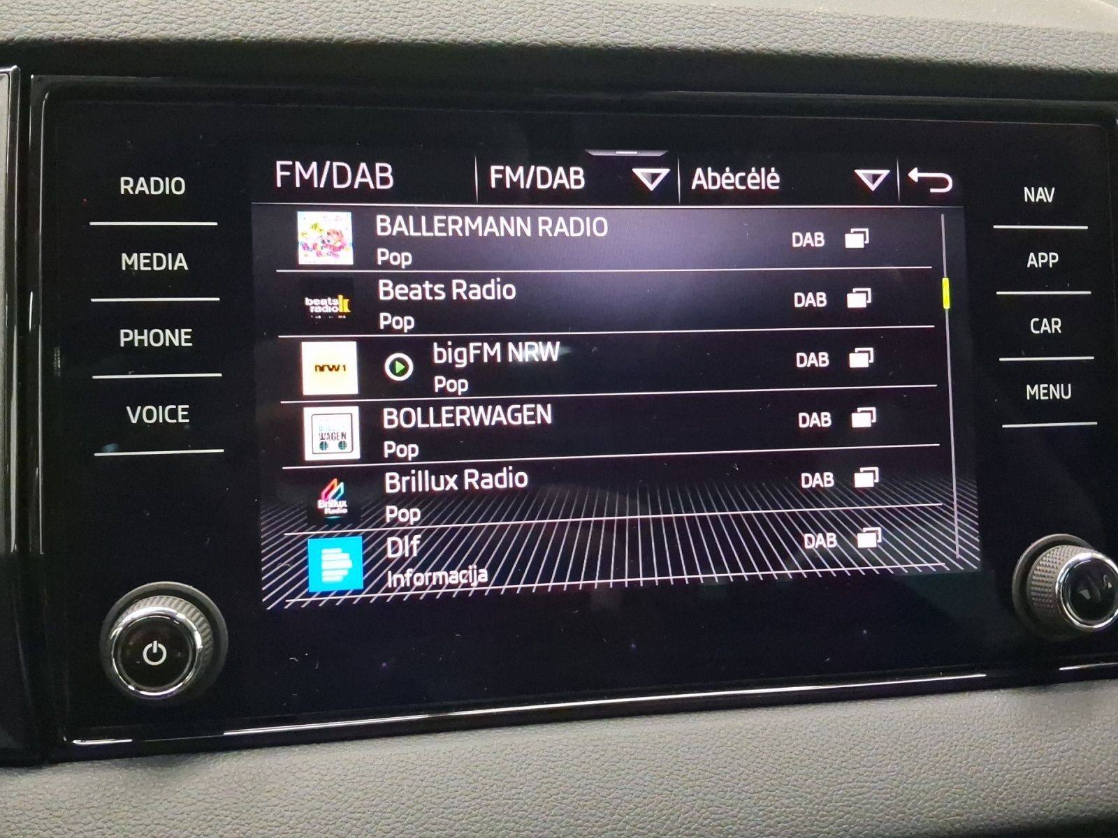 Skoda Karoq – Foto 14