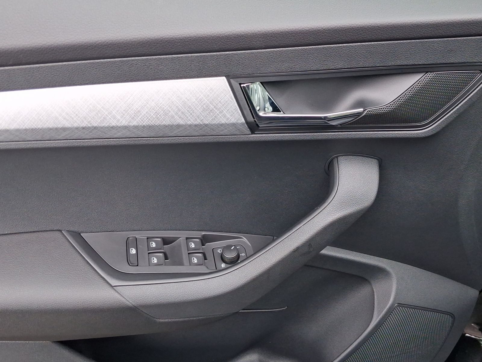 Skoda Karoq – Foto 8
