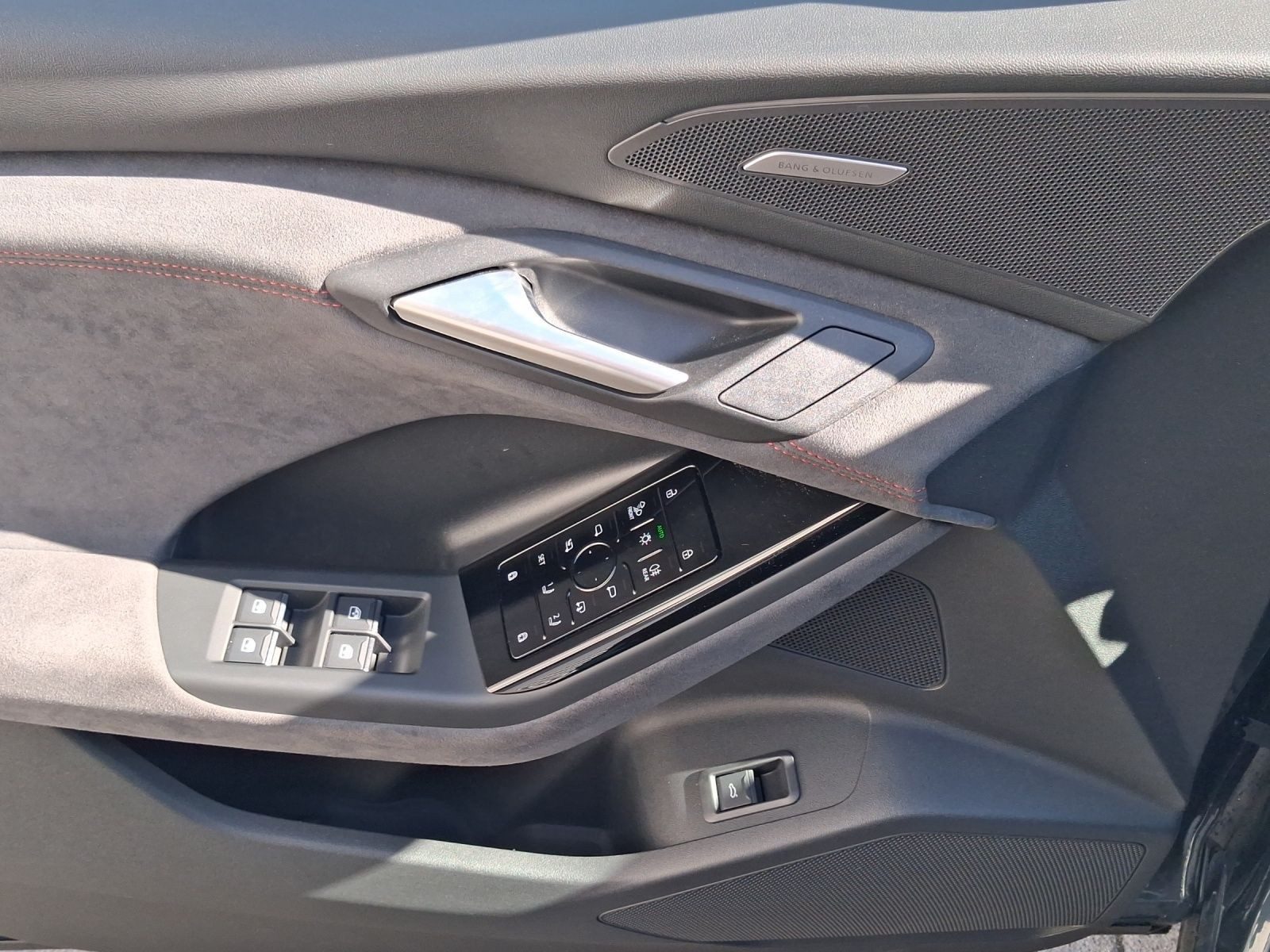 Audi Q6 Sportback e-tron – Bild 8