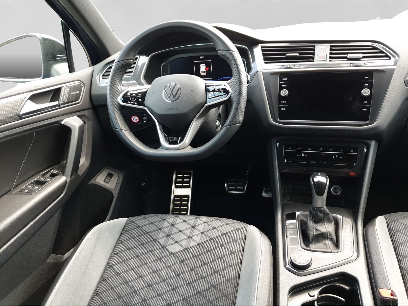 Volkswagen Tiguan – Foto 5