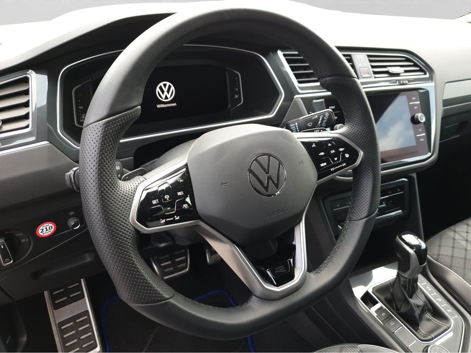 Volkswagen Tiguan – Foto 9