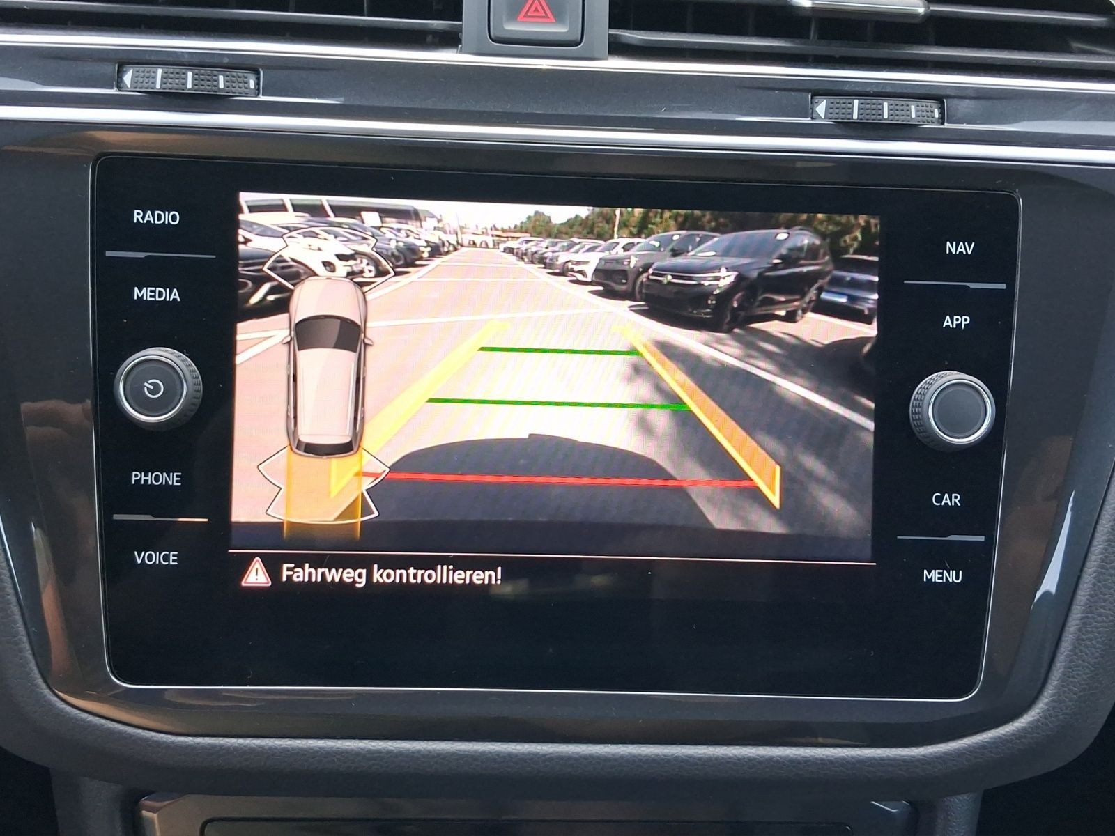 Volkswagen Tiguan – Bild 13