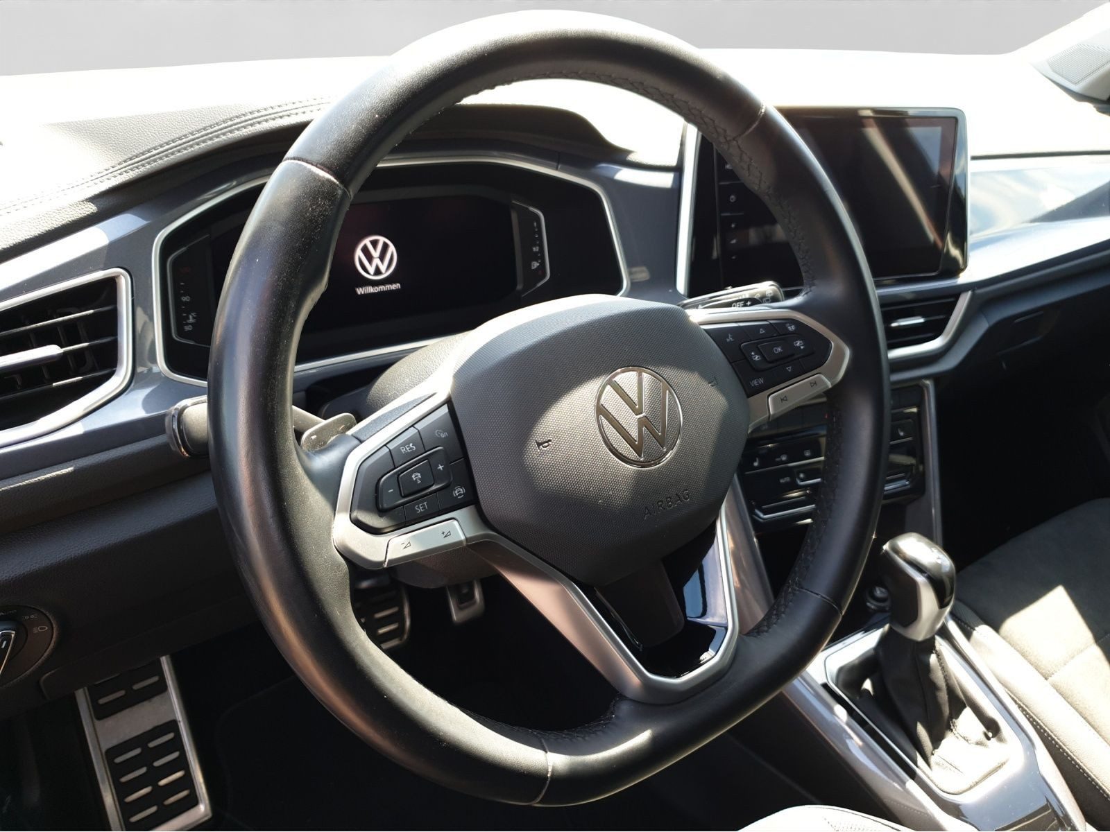 Volkswagen T-Roc – Foto 9