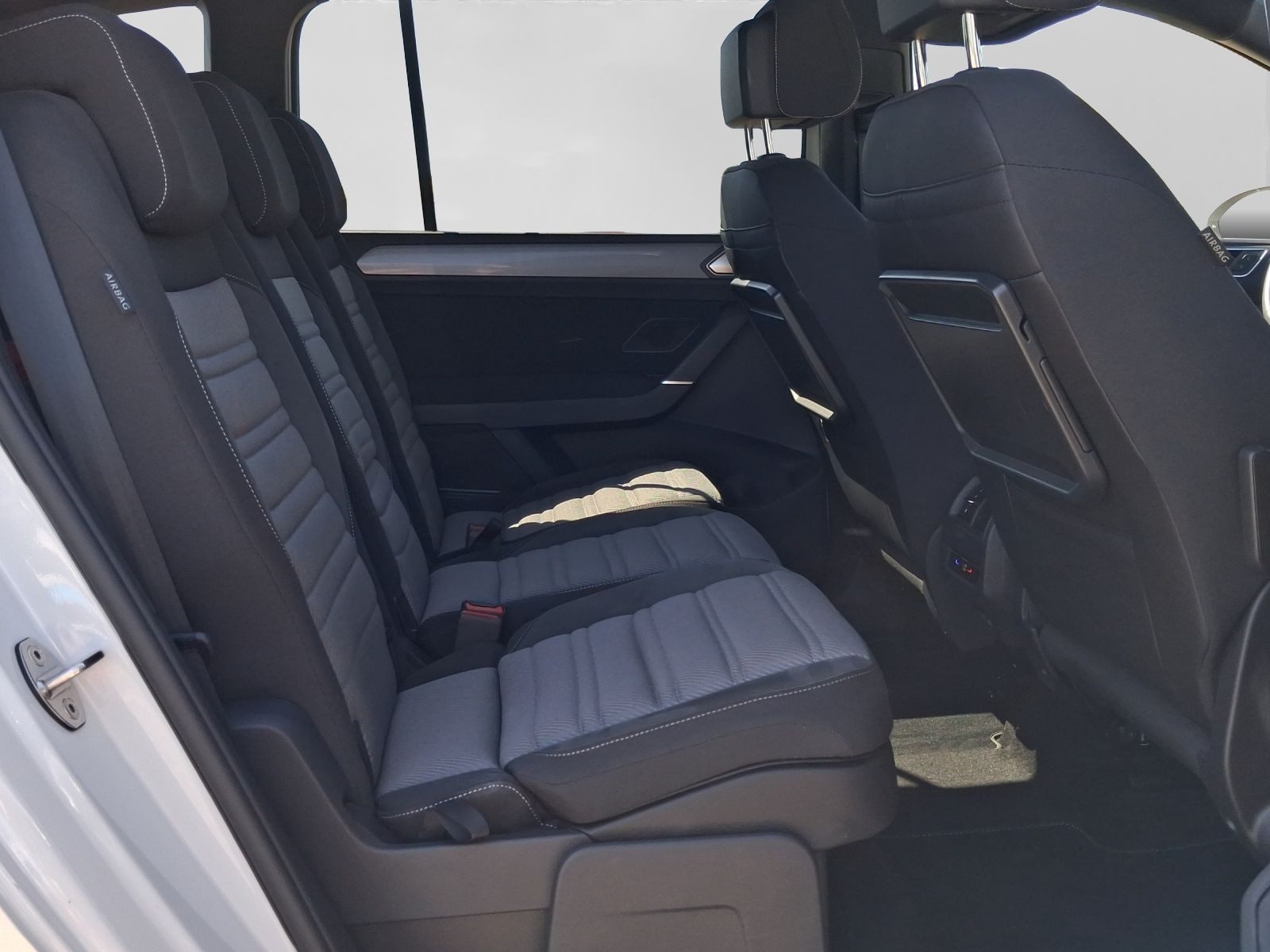 Volkswagen Touran – Bild 6
