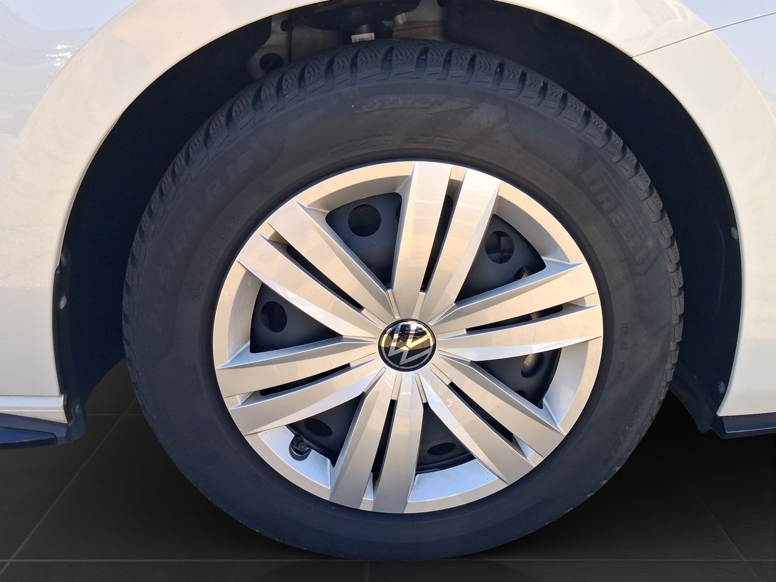 Volkswagen Touran – Bild 7