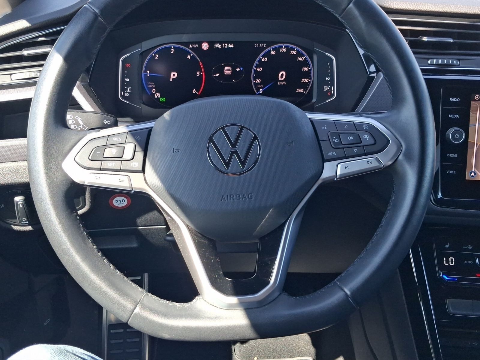 Volkswagen Touran – Bild 9