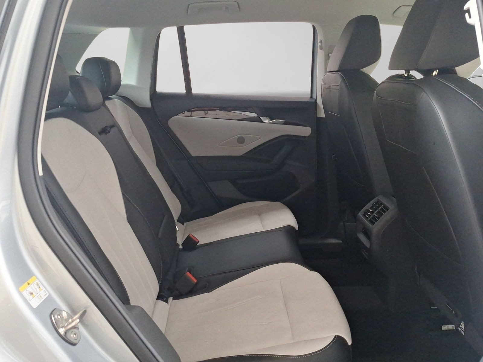 Volkswagen Tiguan – Bild 6