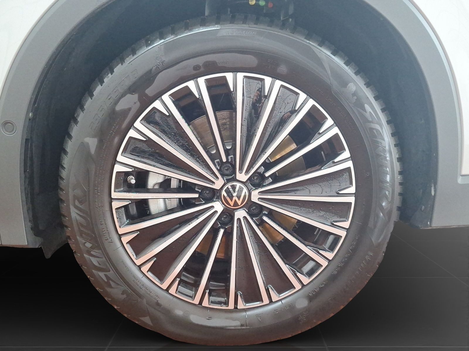 Volkswagen Tiguan – Bild 7