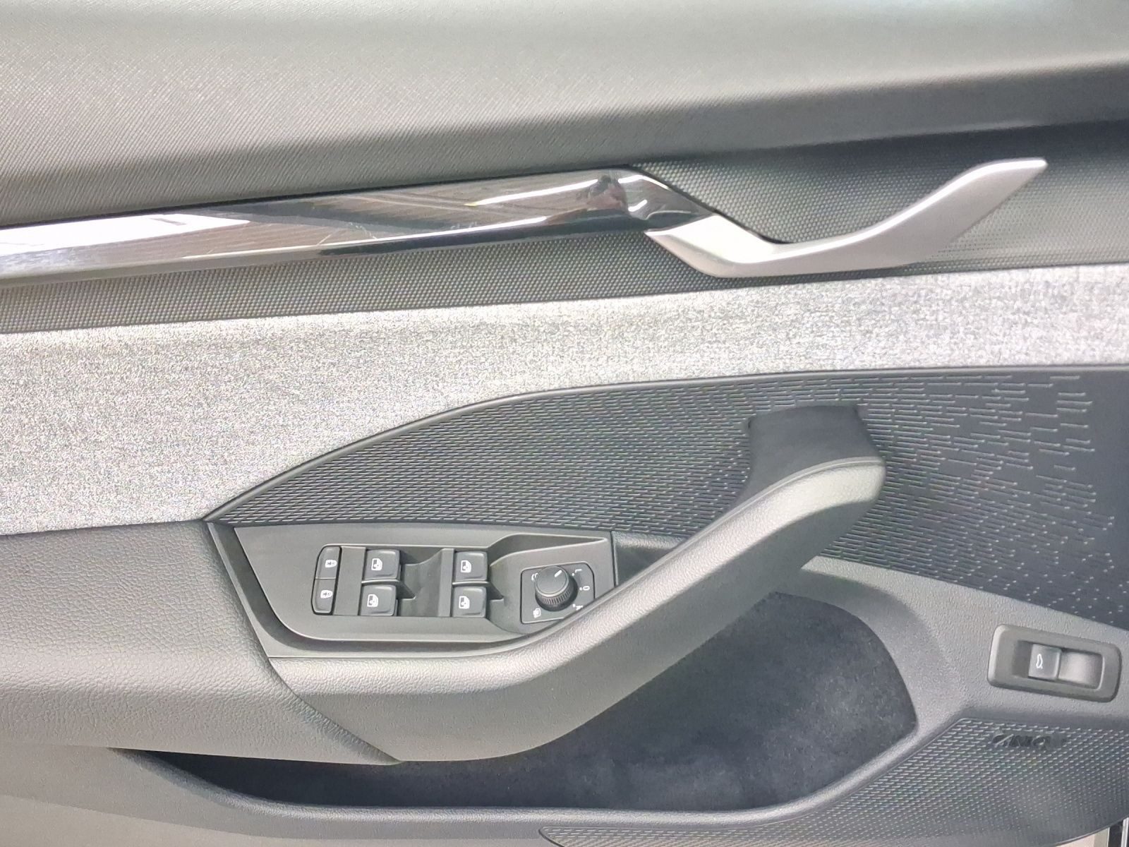 Skoda Octavia – Foto 8