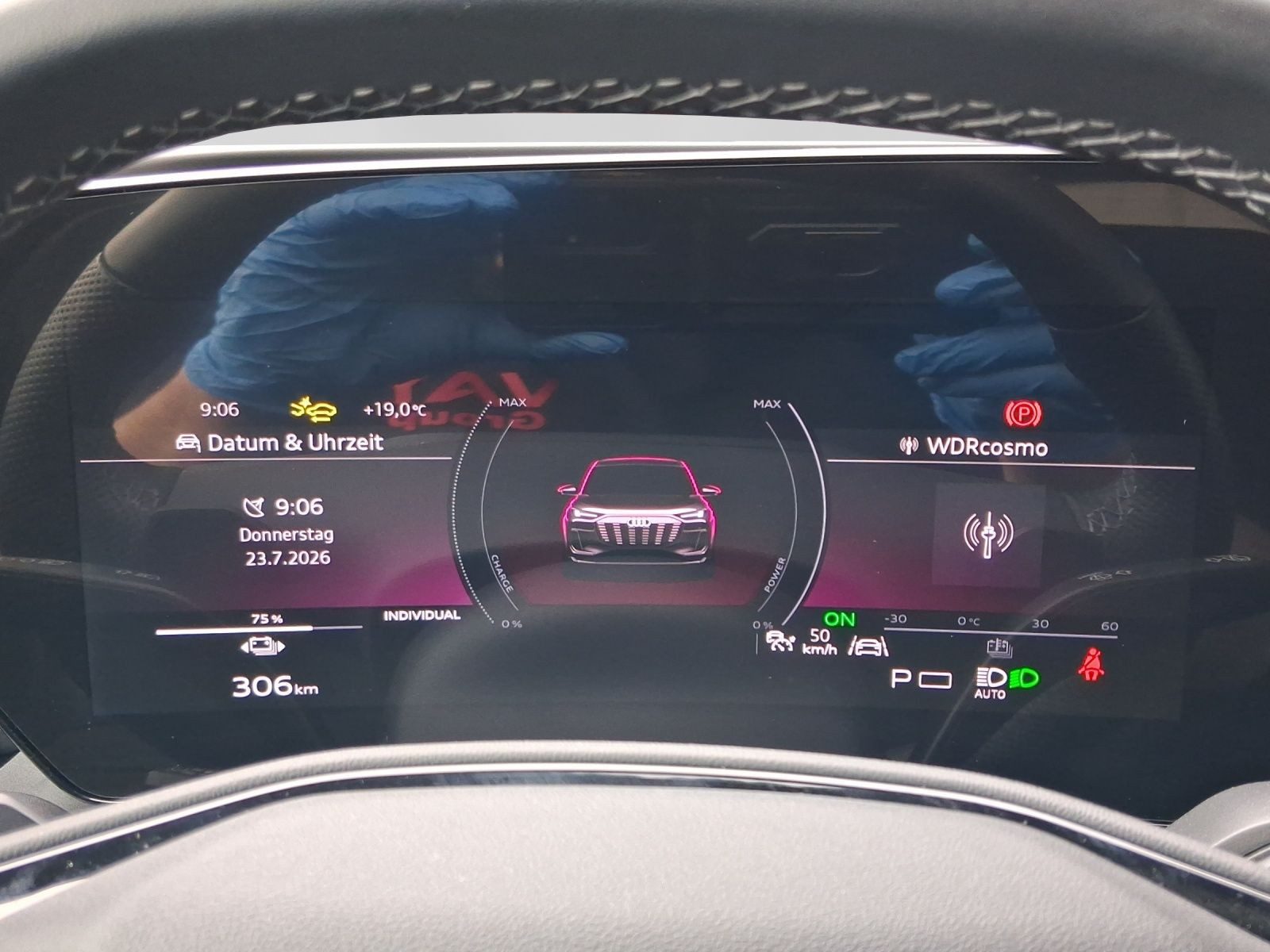 Audi SQ6 SUV e-tron – Bild 10