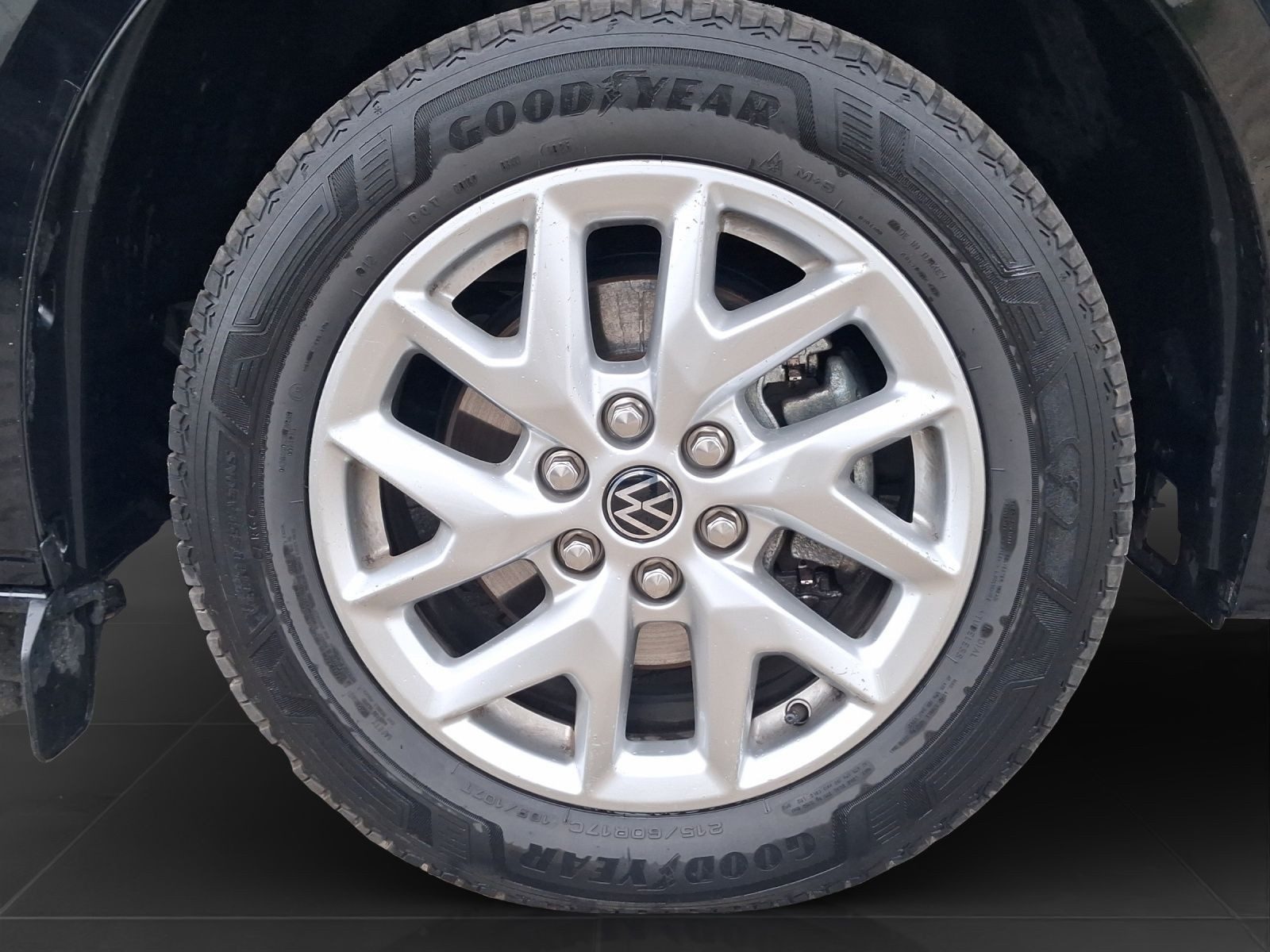 Volkswagen T7 Caravelle – Bild 9