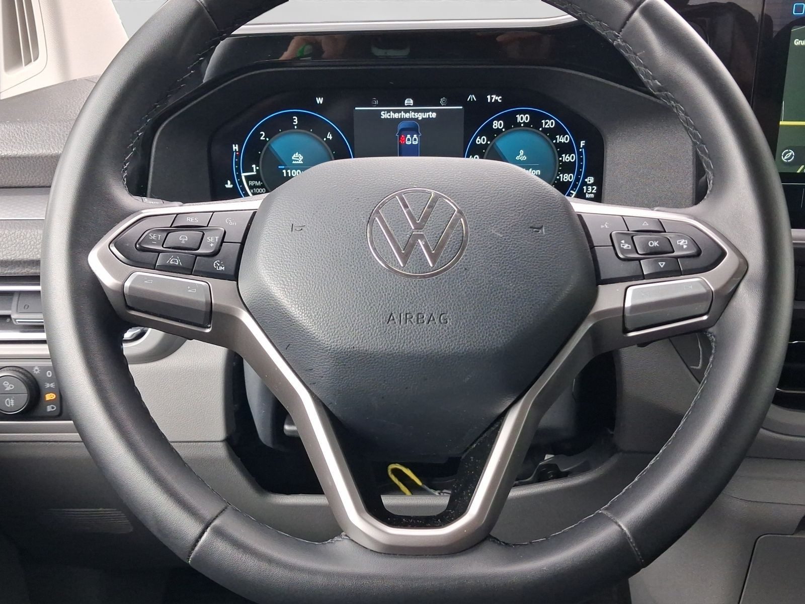 Volkswagen T7 Caravelle – Bild 11