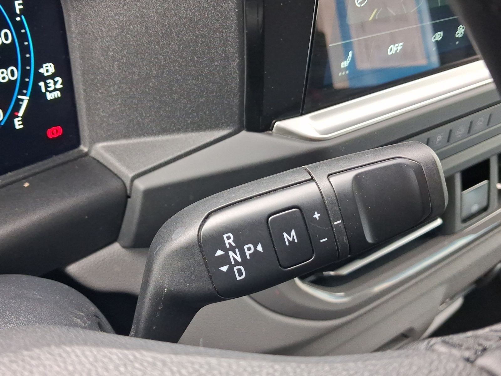 Volkswagen T7 Caravelle – Bild 13