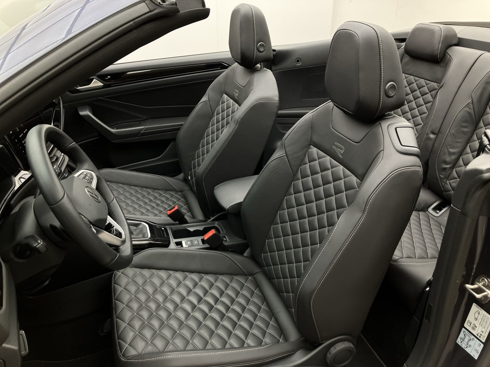 Volkswagen T-Roc Cabriolet – Bild 19