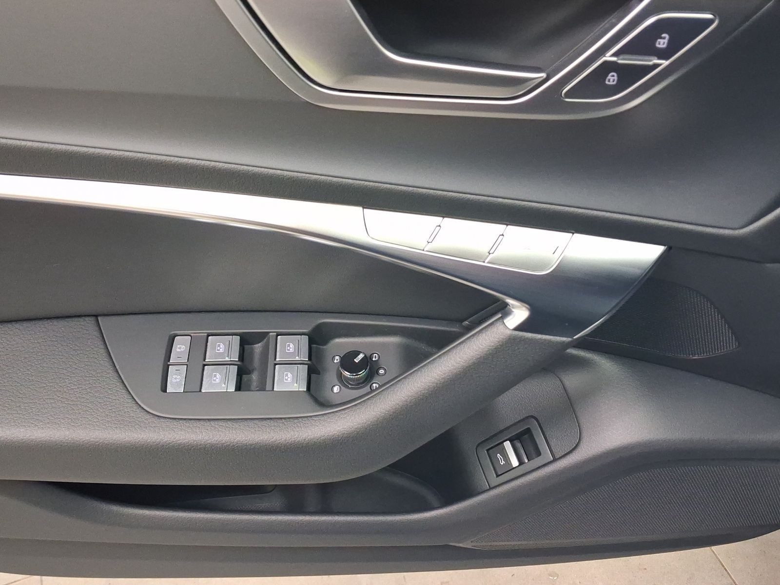 Audi A6 Avant – Foto 8